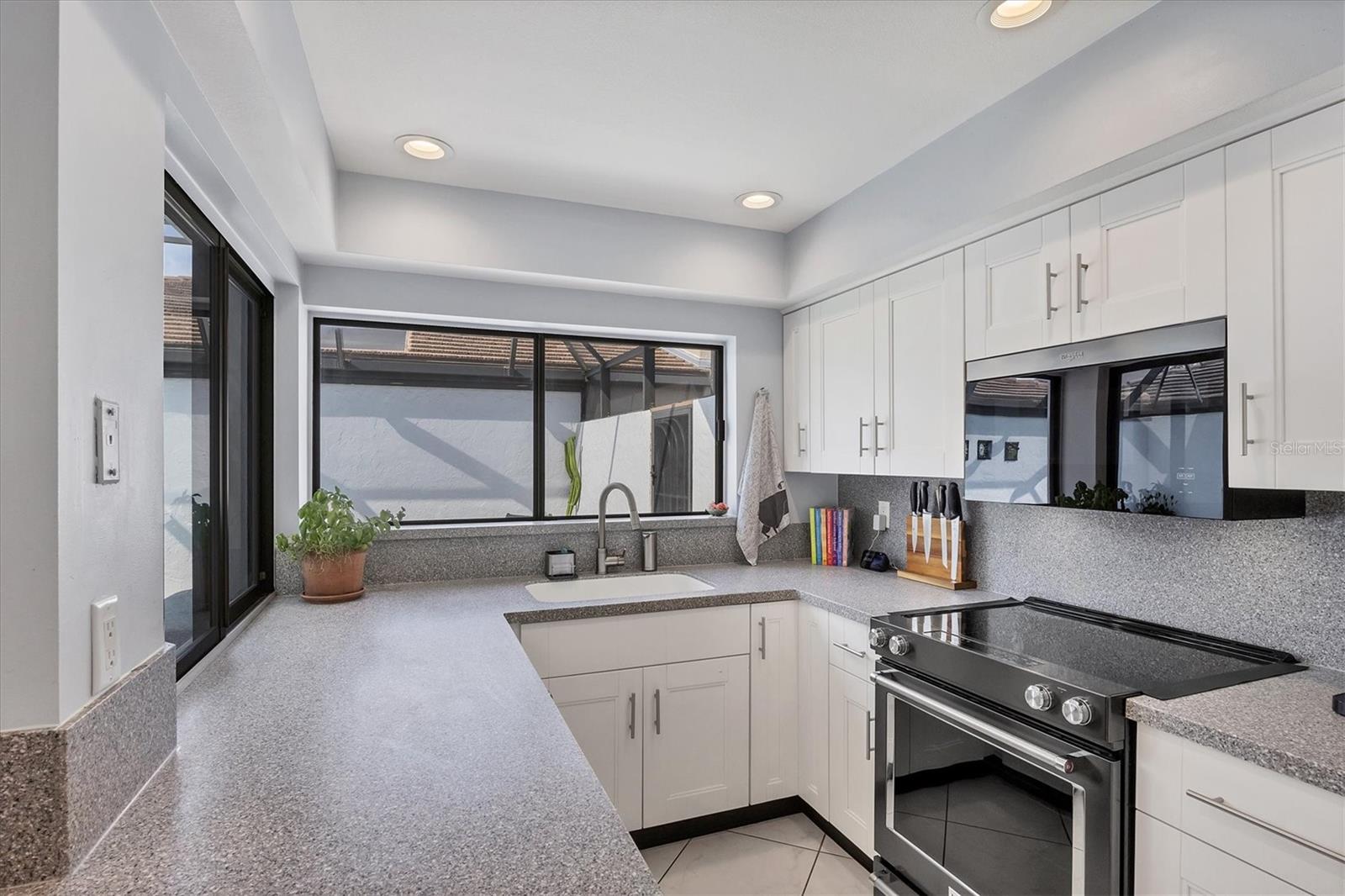 Image 23 of 69 For 3756 Glen Oaks Manor Drive