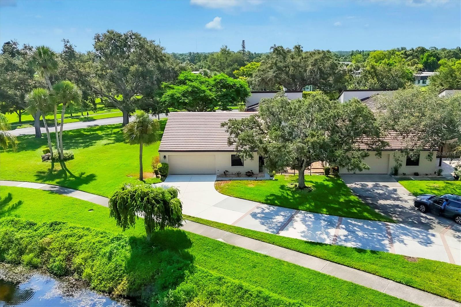 Image 6 of 69 For 3756 Glen Oaks Manor Drive