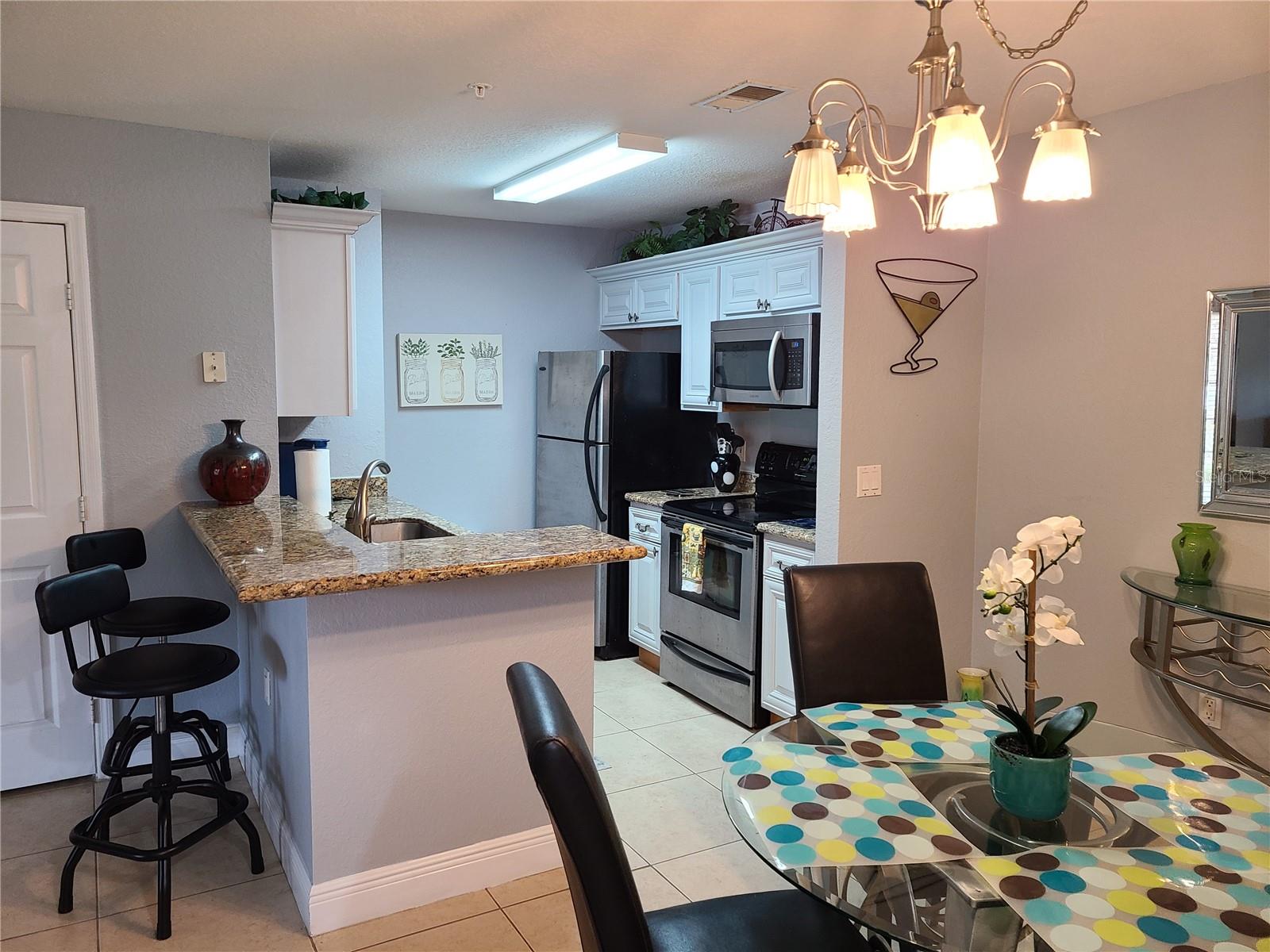 Image 11 of 24 For 8932 Manor Loop 106