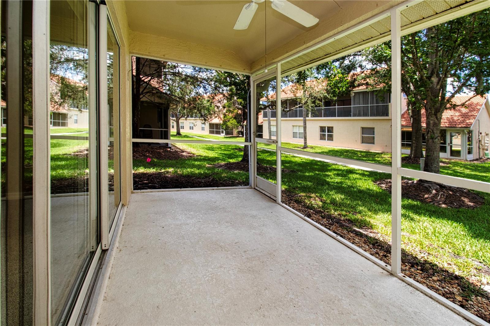 Image 7 of 37 For 7139 Cedar Hollow Circle 101