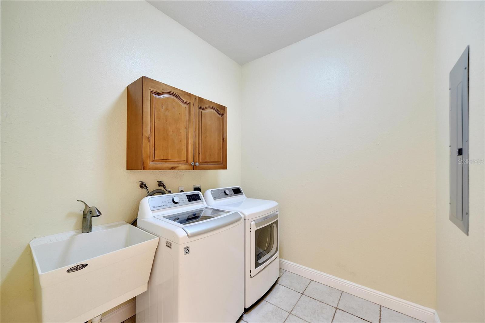 Image 20 of 55 For 1330 16th Street