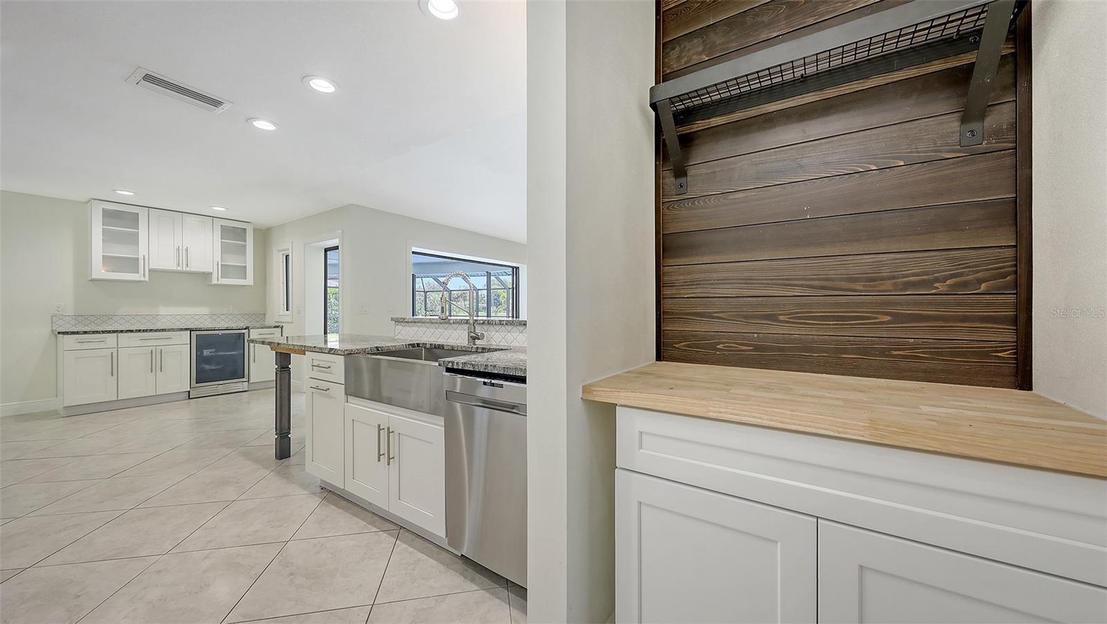 Image 18 of 51 For 4830 Greywood Lane