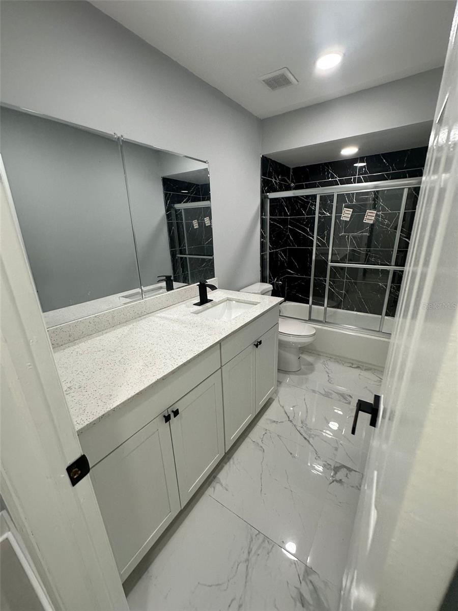 Image 23 of 44 For 5659 Pinehill Lane