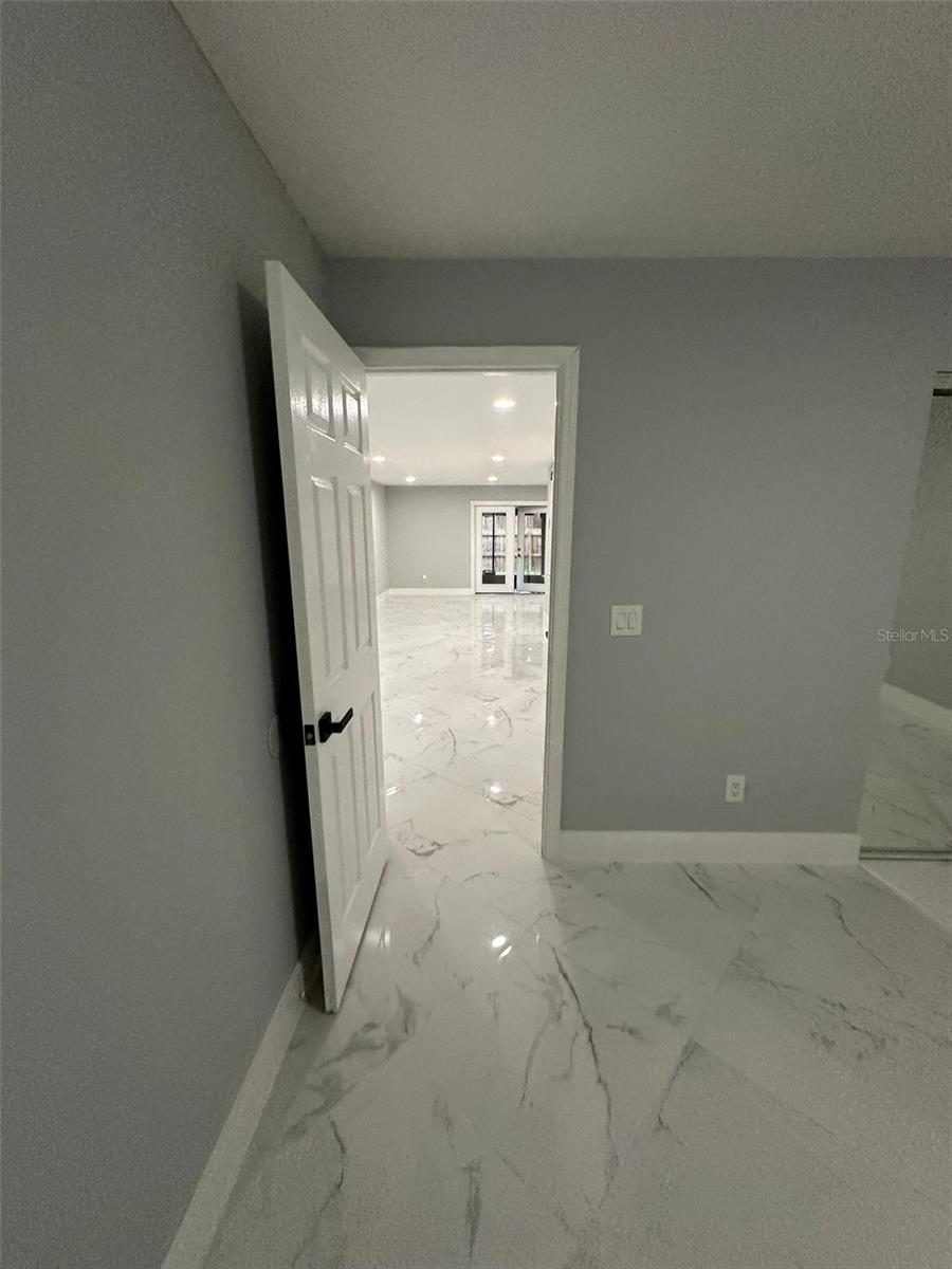 Image 5 of 44 For 5659 Pinehill Lane