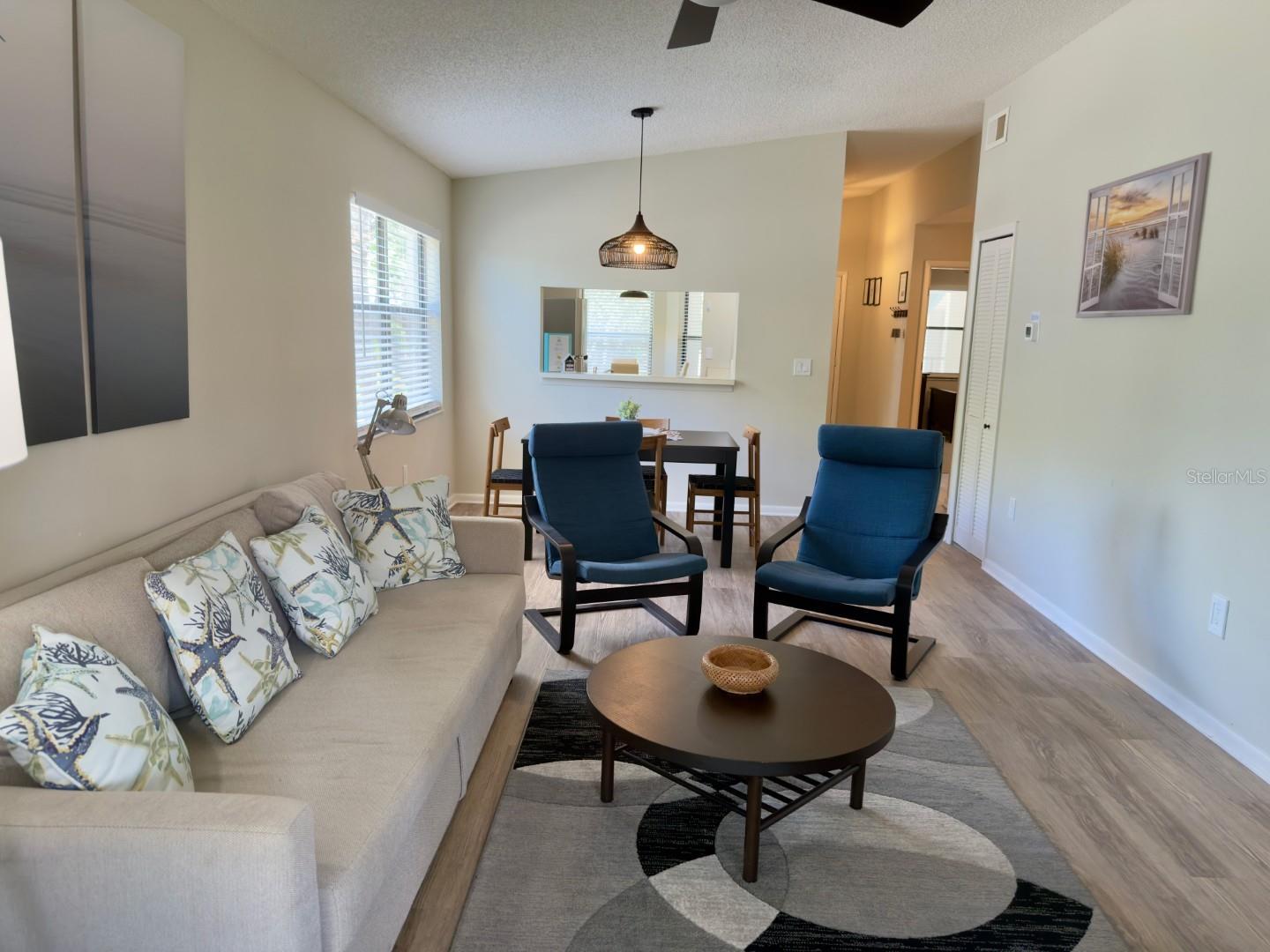 Image 10 of 77 For 4411 46th Avenue W 204