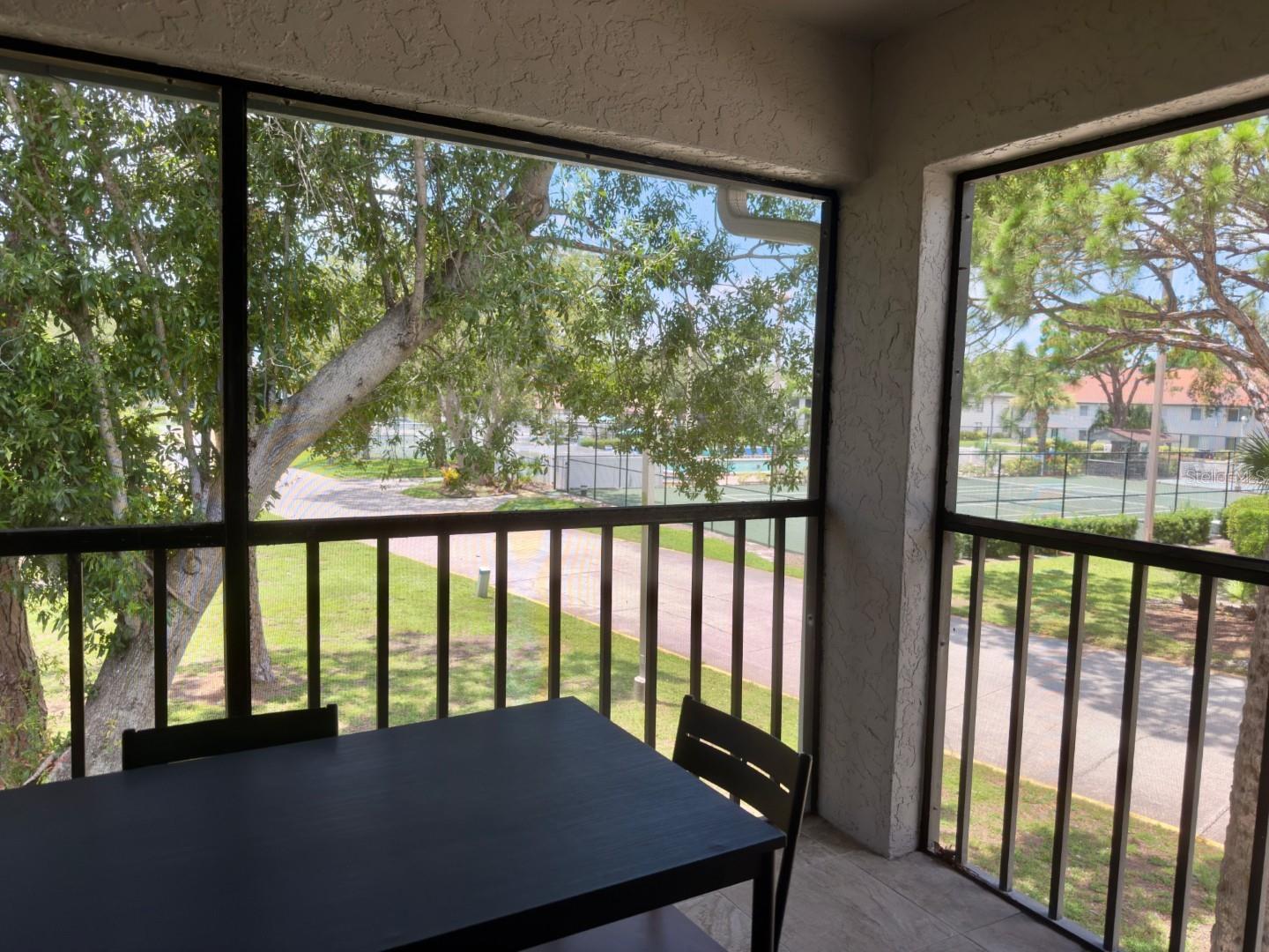 Image 7 of 77 For 4411 46th Avenue W 204