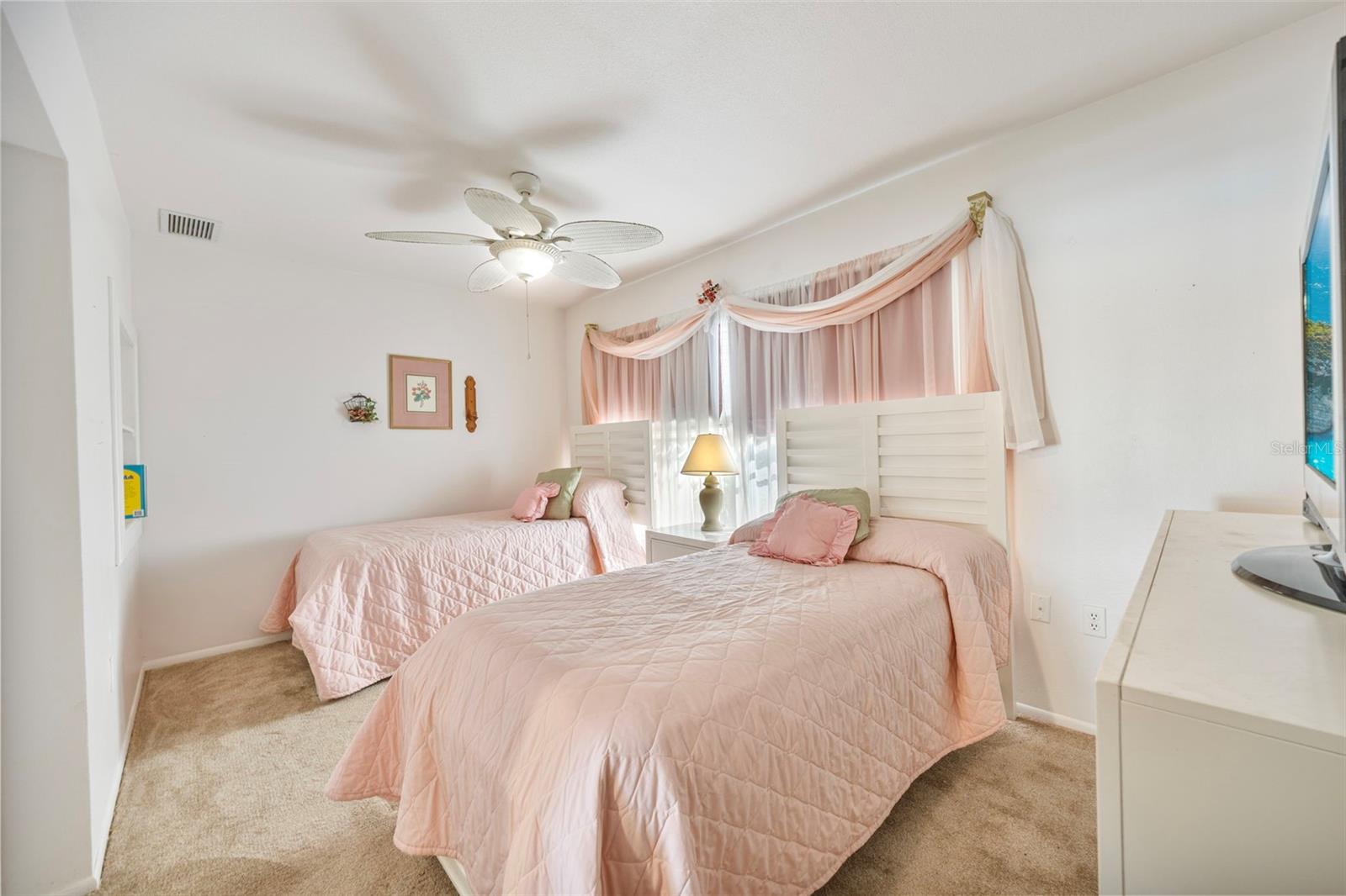 Image 12 of 49 For 805 Mandarin Circle