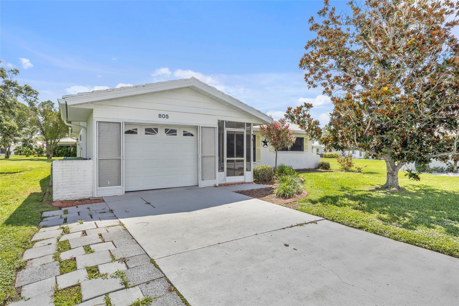 Image 2 of 49 For 805 Mandarin Circle