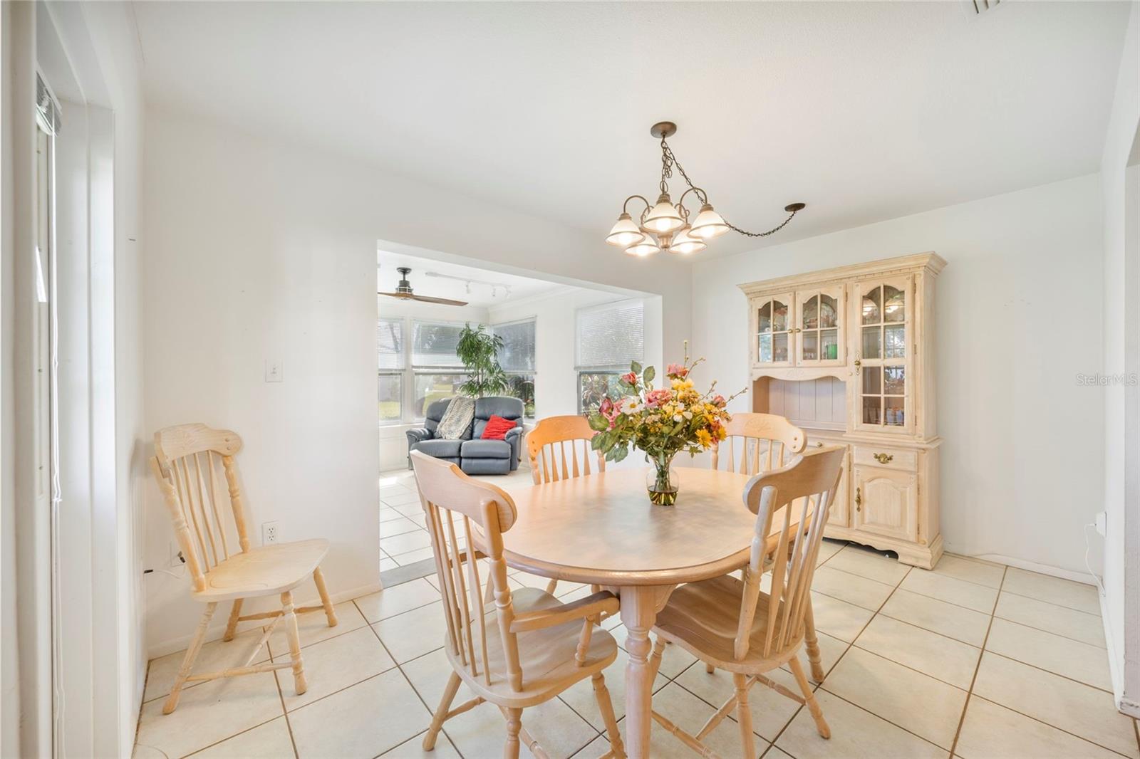 Image 24 of 49 For 805 Mandarin Circle