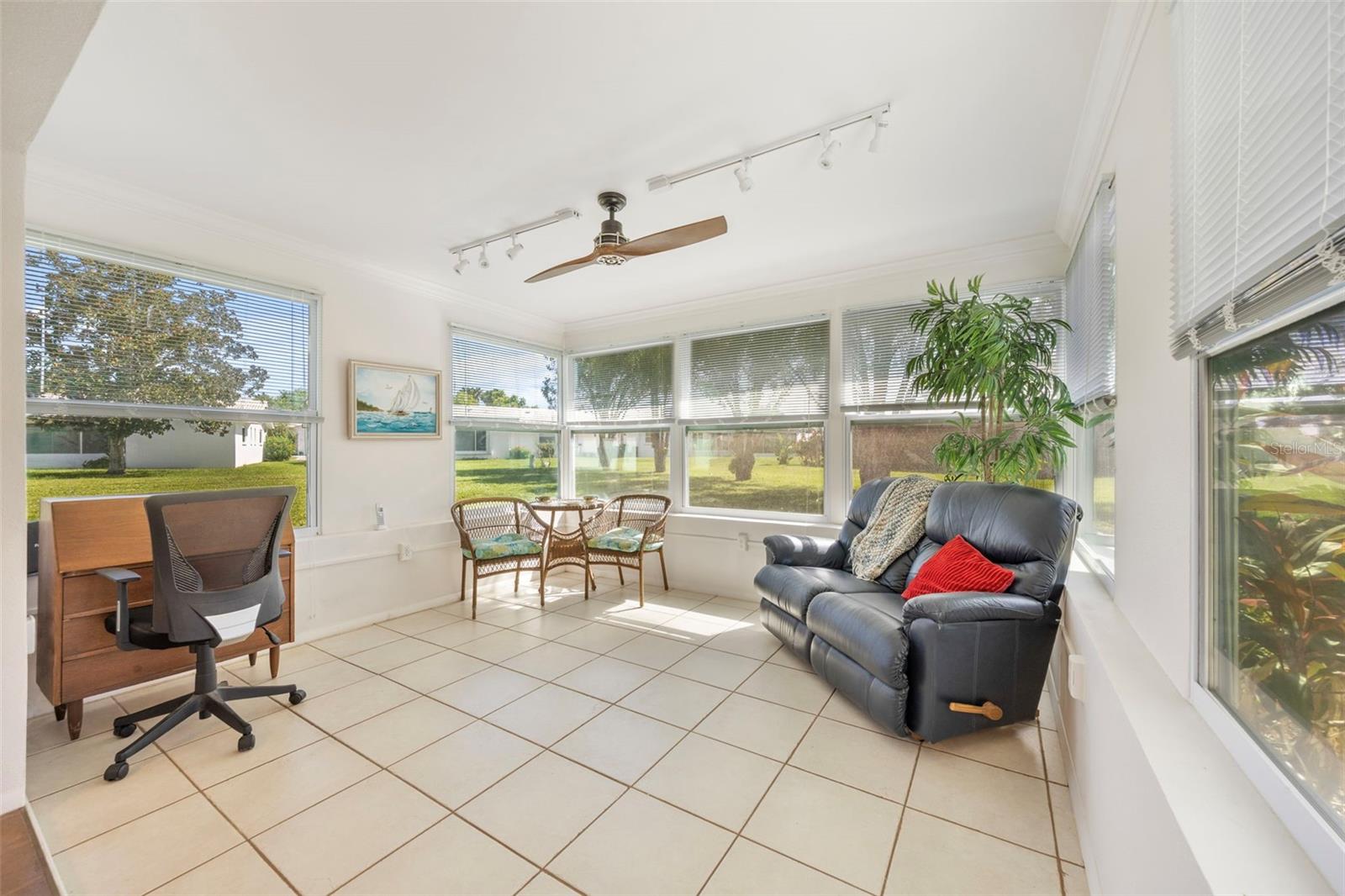 Image 25 of 49 For 805 Mandarin Circle