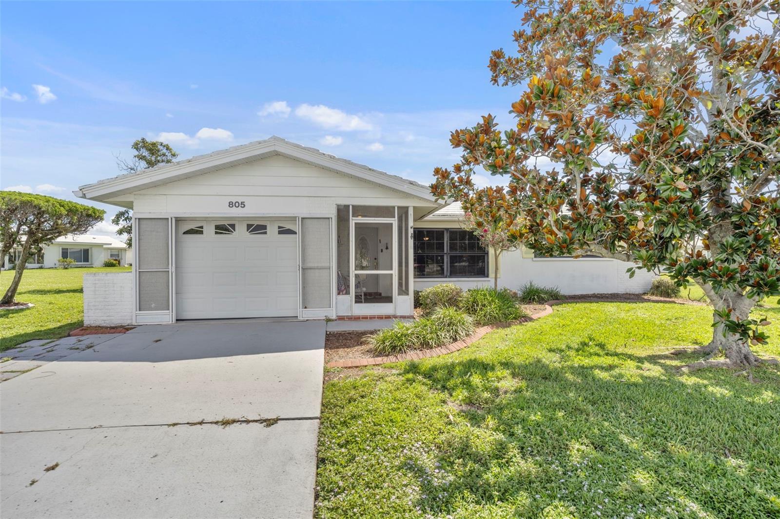 Image 3 of 49 For 805 Mandarin Circle