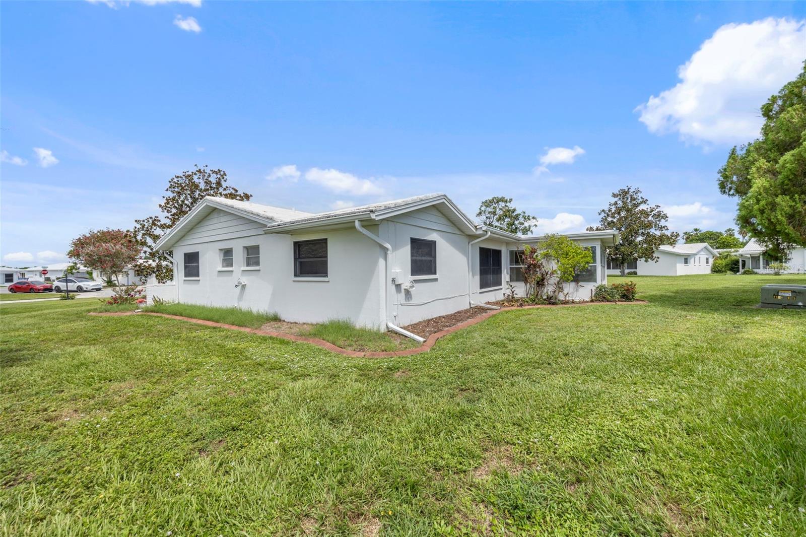 Image 31 of 49 For 805 Mandarin Circle