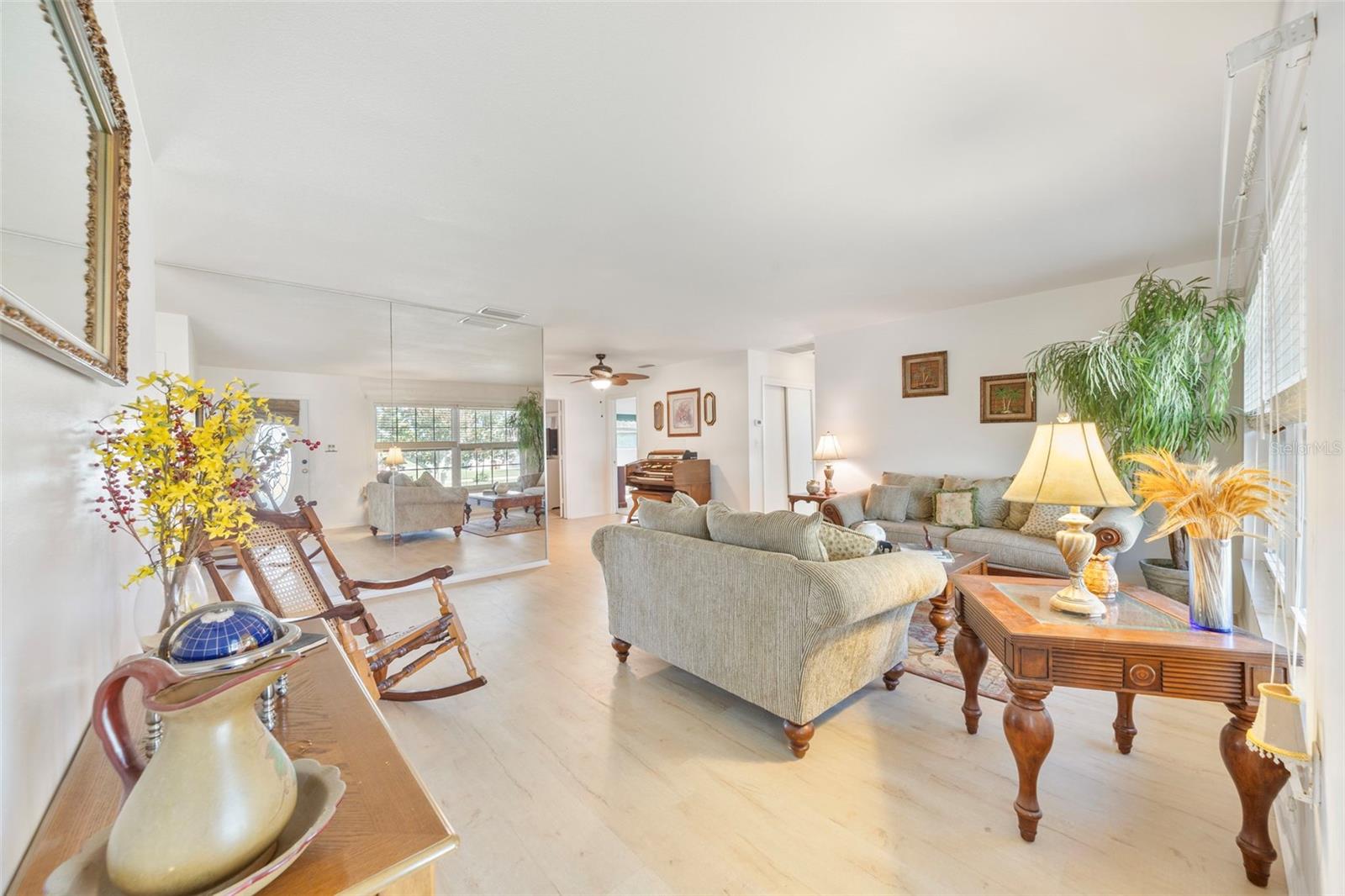Image 5 of 49 For 805 Mandarin Circle