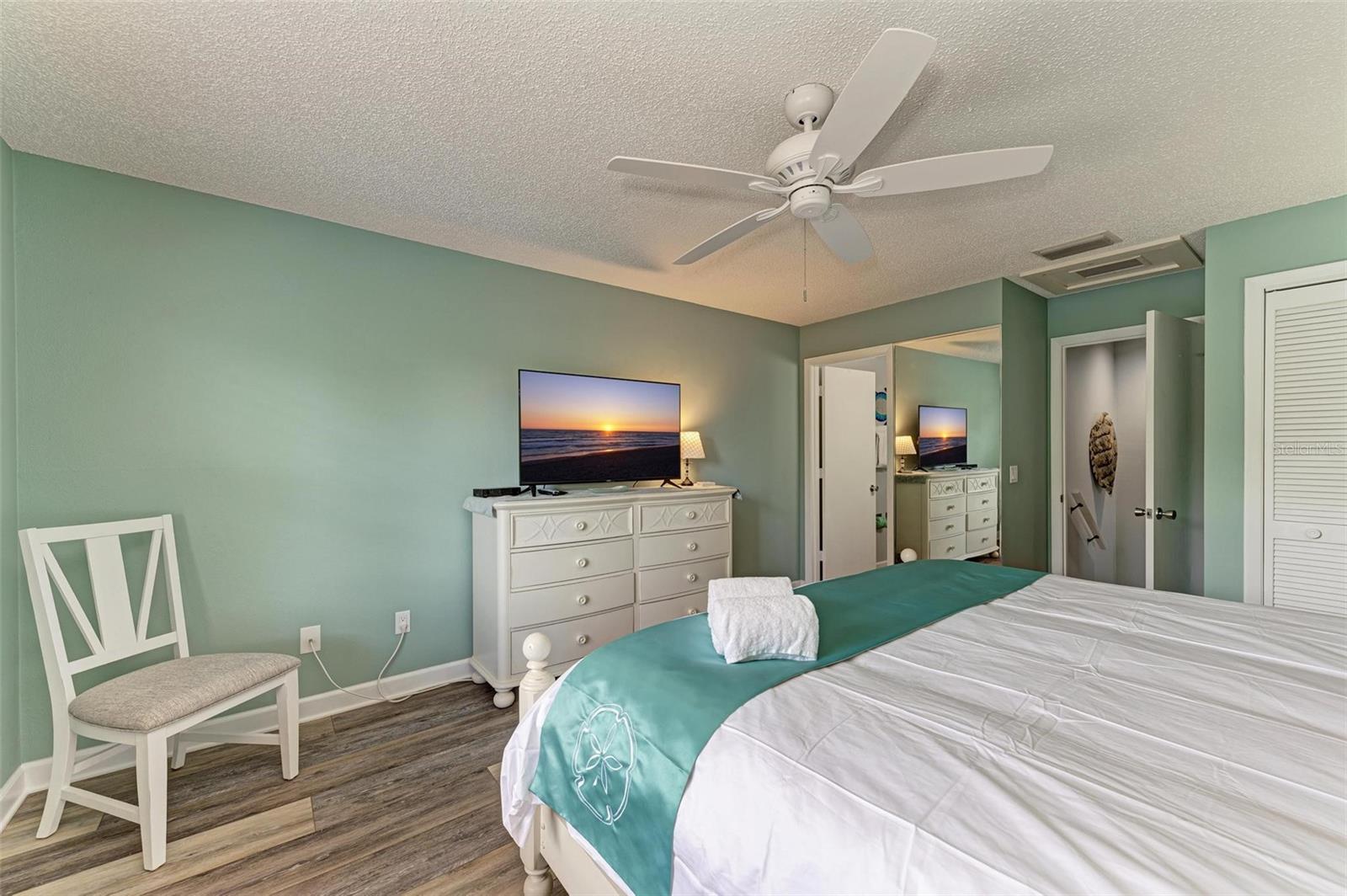 Image 19 of 34 For 304 74th Street B
