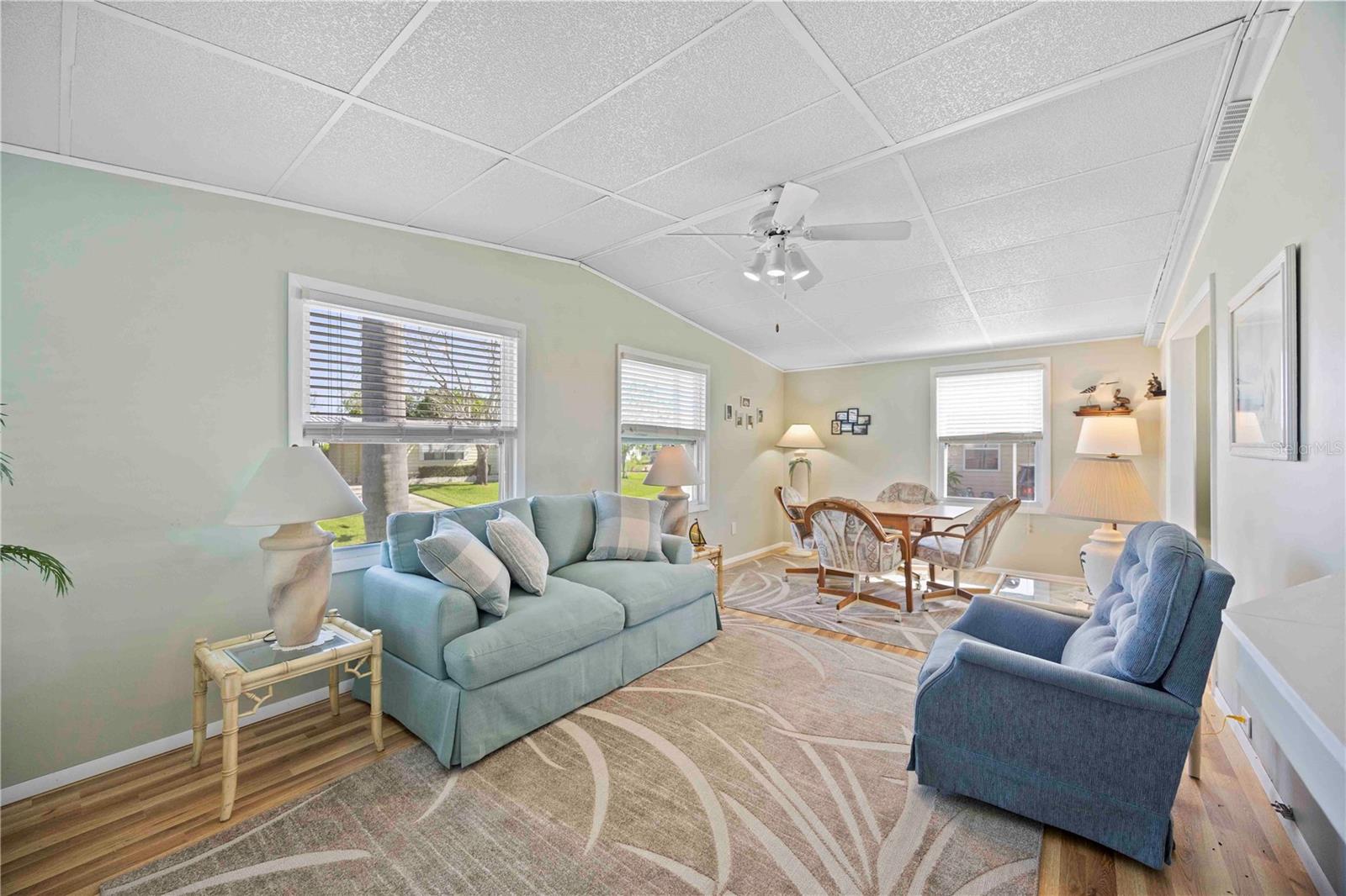 Image 2 of 59 For 4511 14th Street E