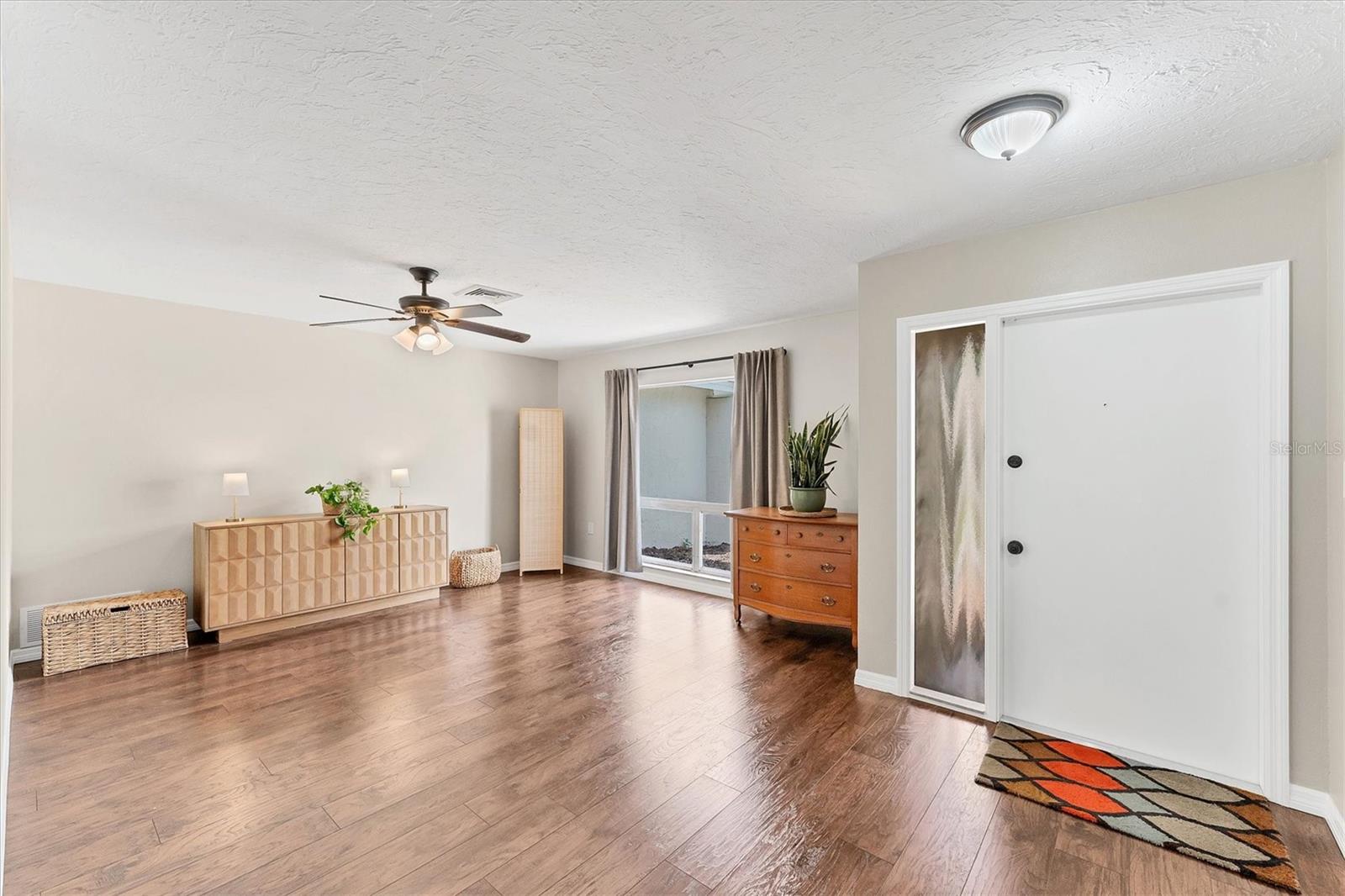 Image 6 of 37 For 3503 Kingswood Drive