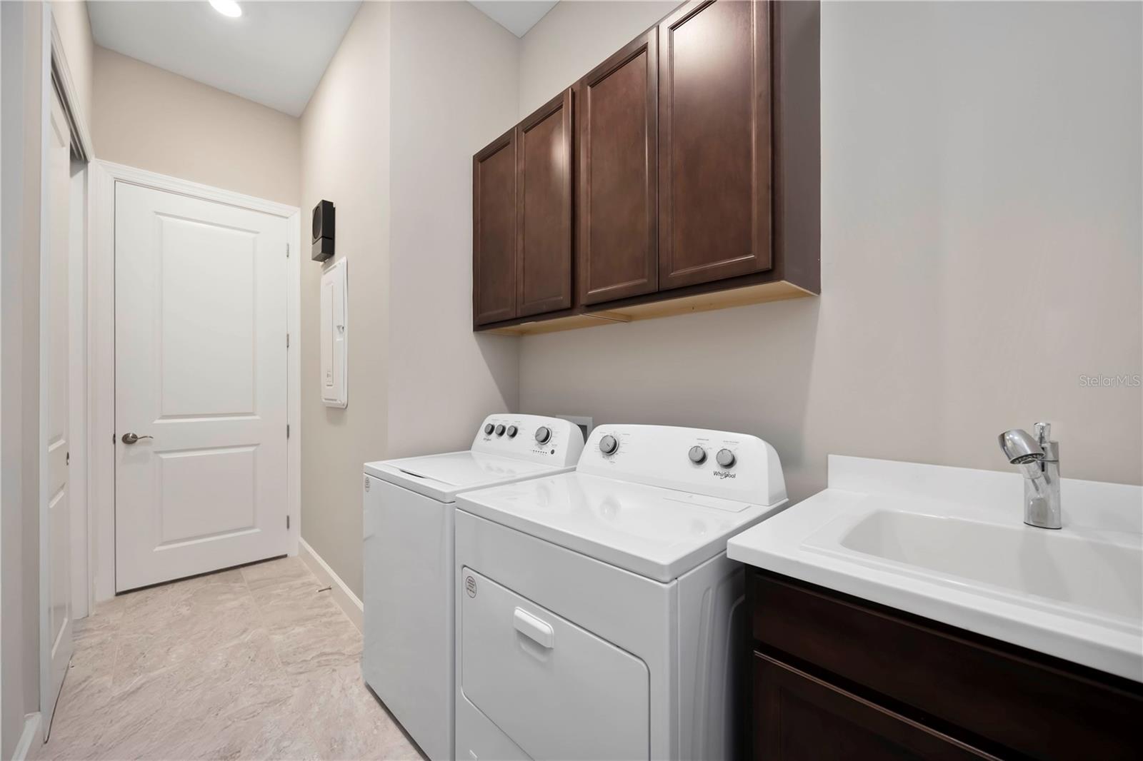 Image 25 of 60 For 18009 Northwood Place