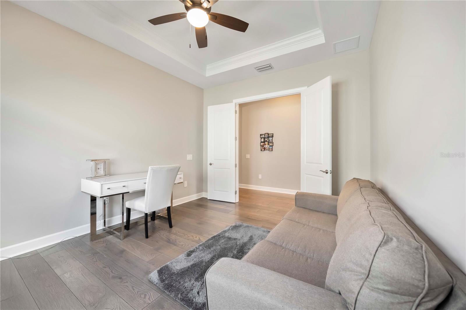 Image 33 of 60 For 18009 Northwood Place