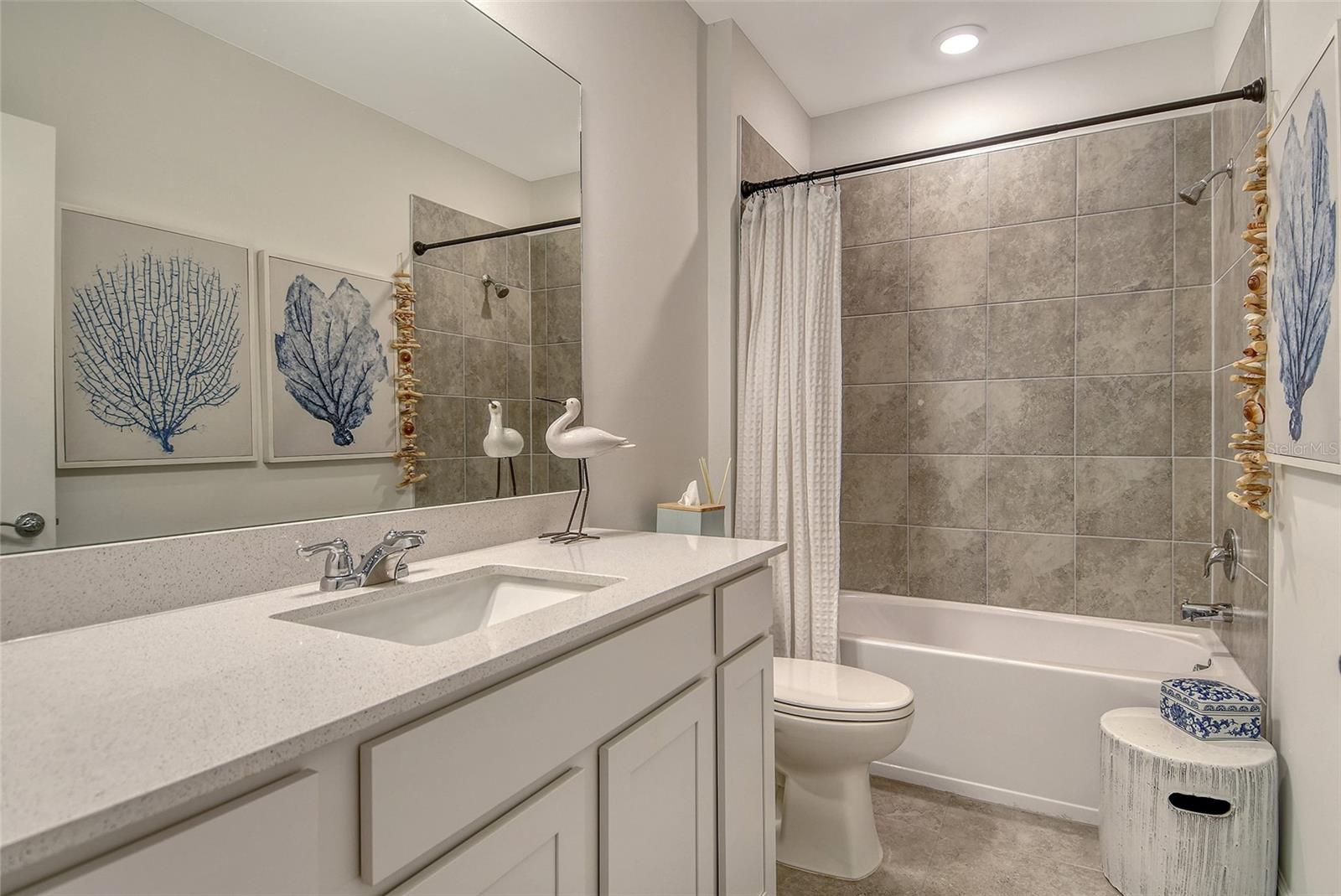 Image 16 of 26 For 6564 Silverstar Drive
