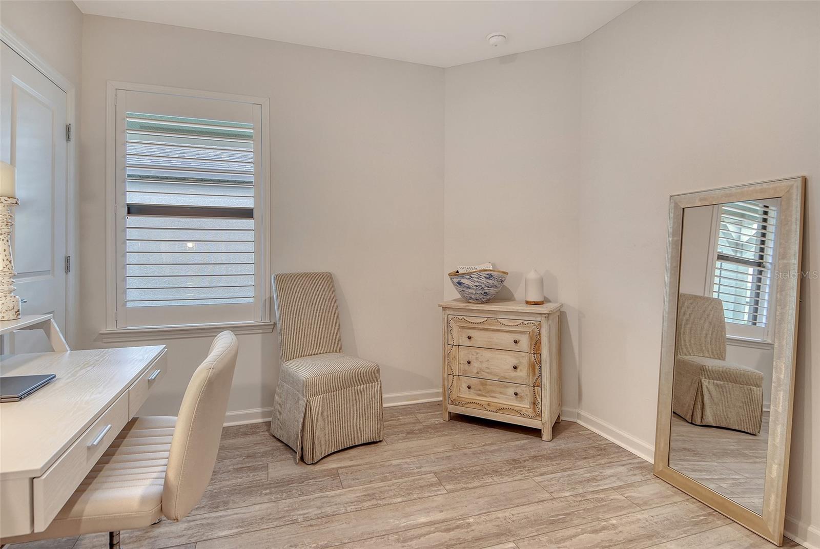 Image 17 of 26 For 6564 Silverstar Drive