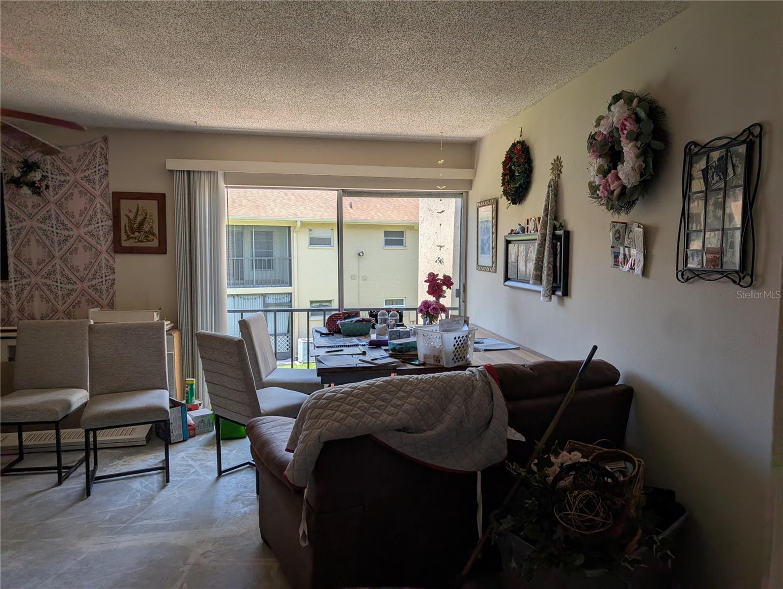 Image 13 of 14 For 2763 Woodgate Lane 201
