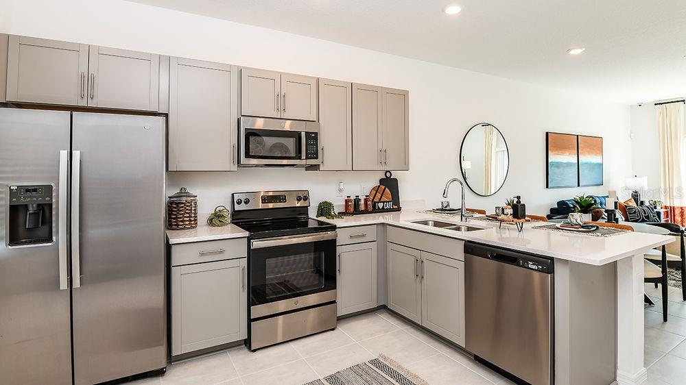 Image 2 of 19 For 8577 Daybreak Street