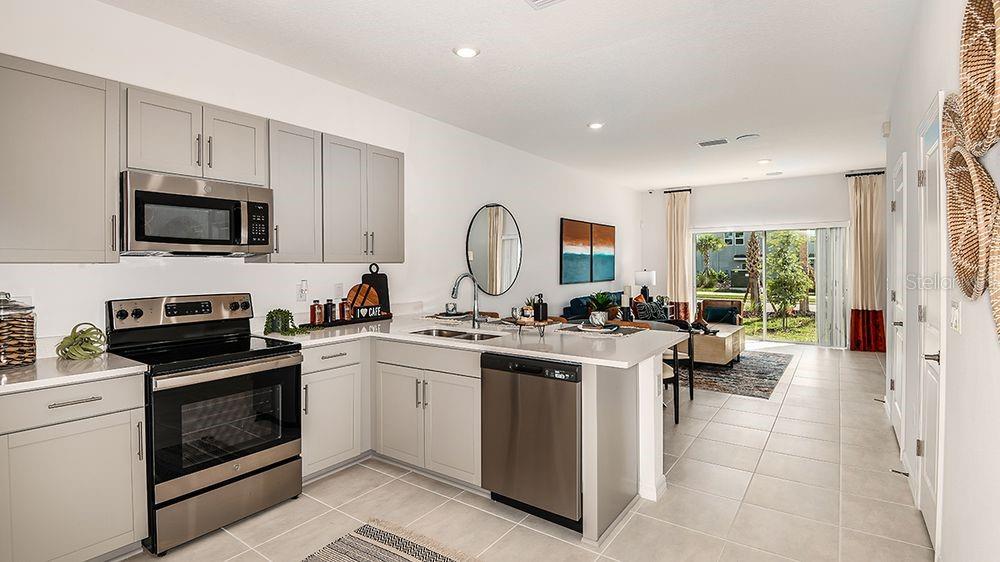 Image 3 of 19 For 8577 Daybreak Street