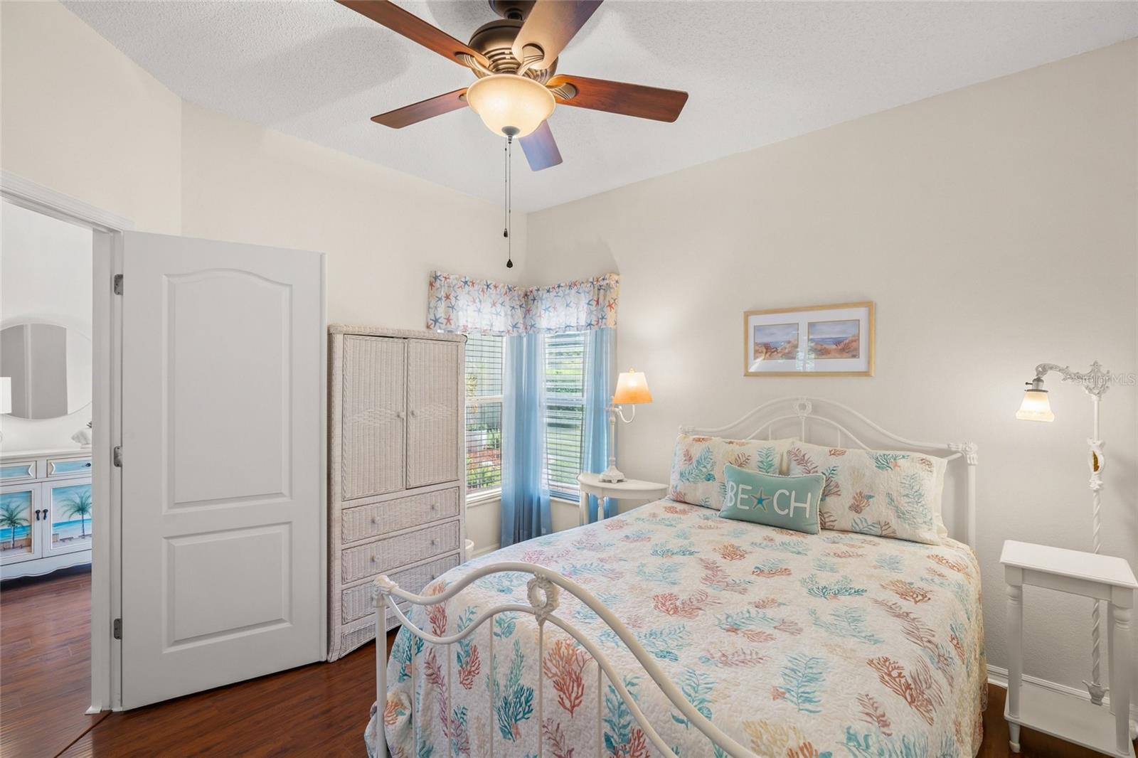 Image 23 of 35 For 4098 Westbourne Circle