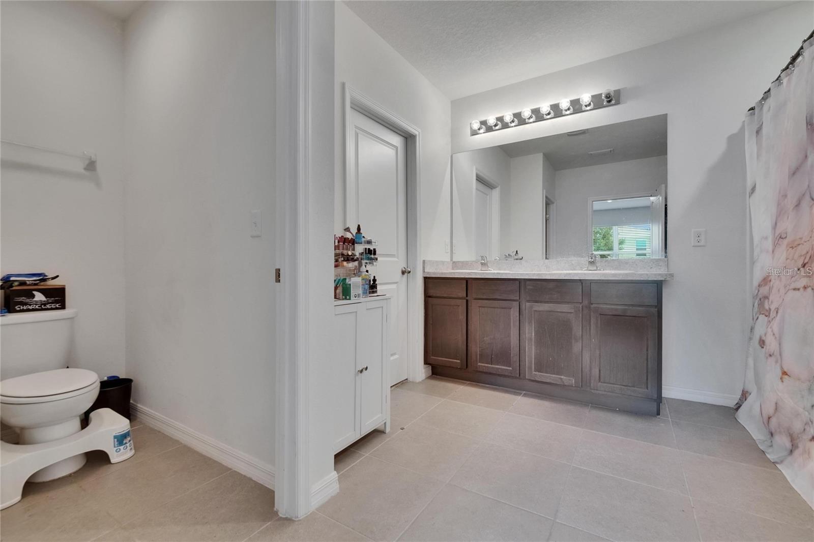 Image 17 of 42 For 14153 Arbor Pines Drive