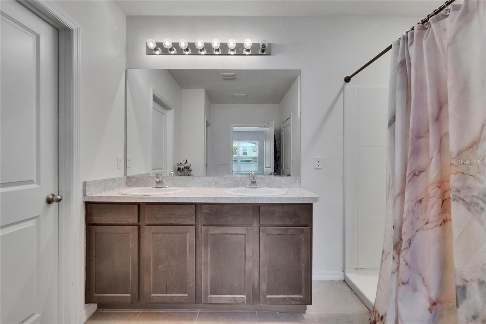 Image 18 of 42 For 14153 Arbor Pines Drive