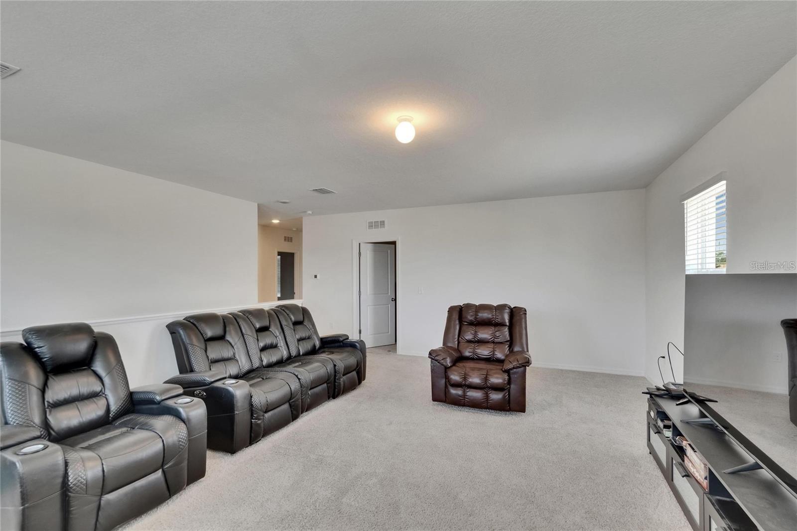 Image 23 of 42 For 14153 Arbor Pines Drive