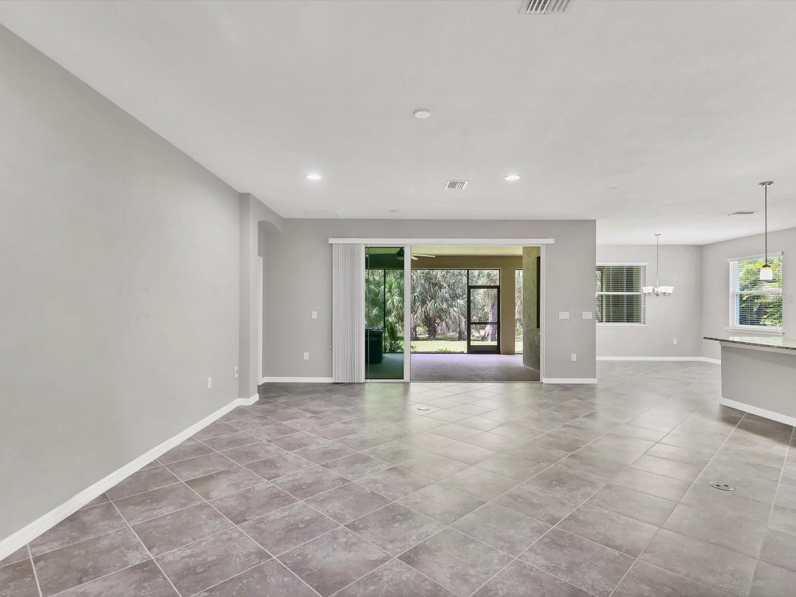 Image 13 of 58 For 15309 Trinity Fall Way