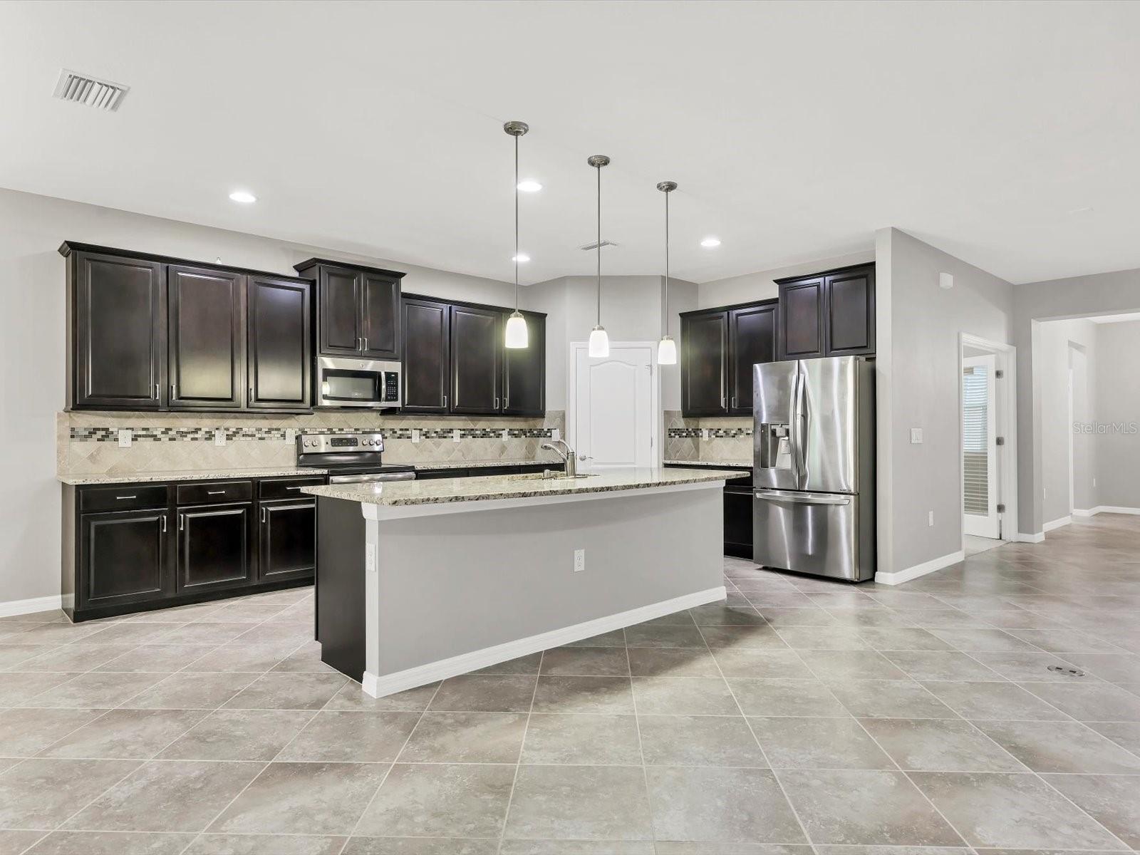 Image 16 of 58 For 15309 Trinity Fall Way