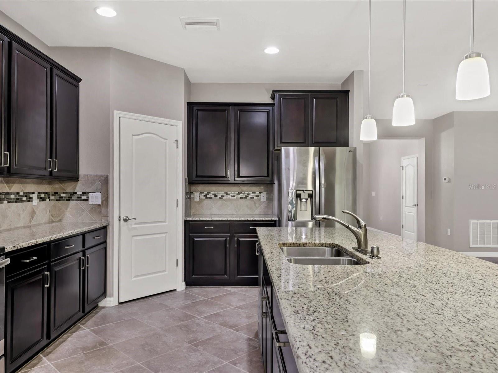 Image 19 of 58 For 15309 Trinity Fall Way