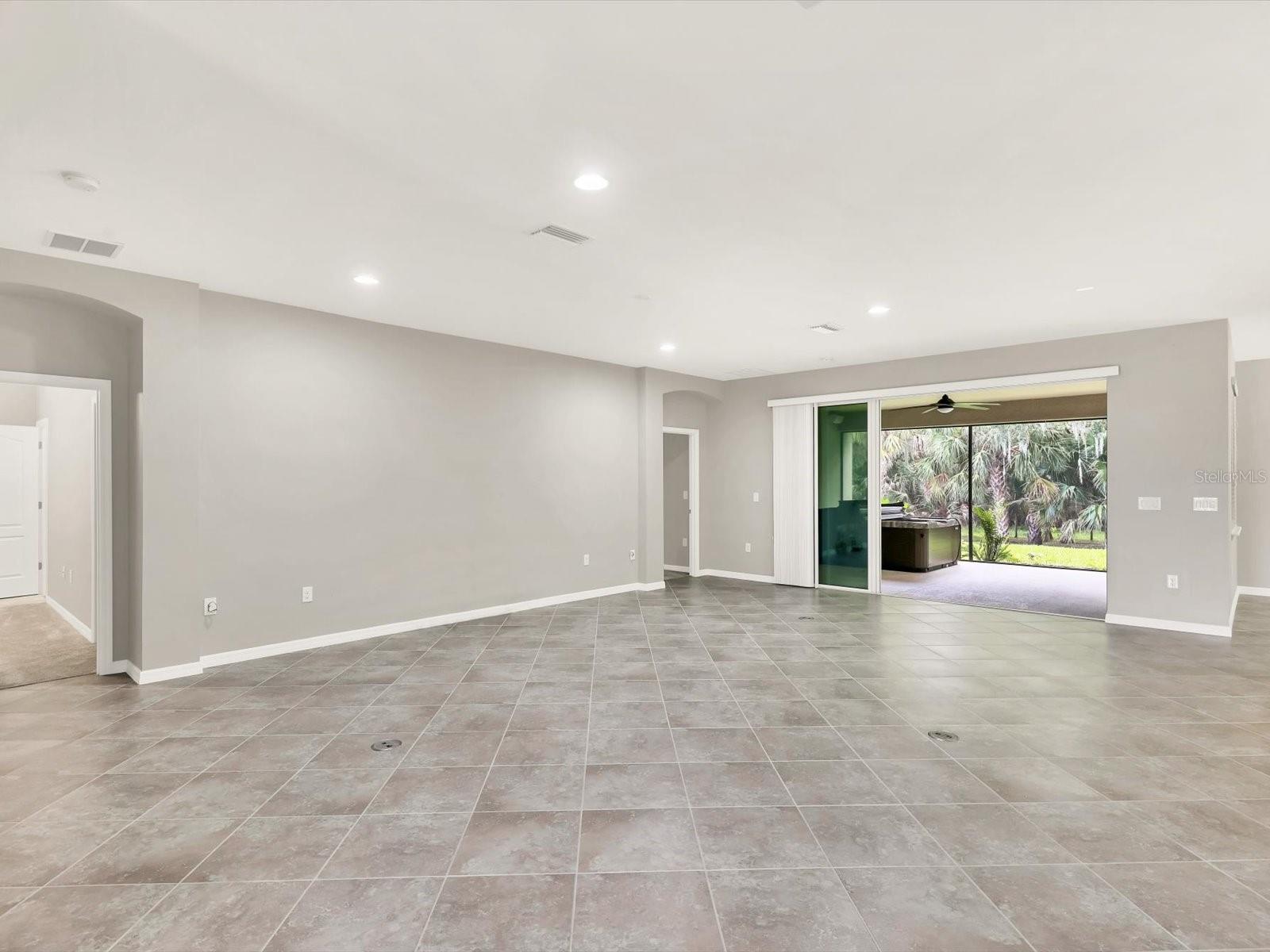 Image 8 of 58 For 15309 Trinity Fall Way