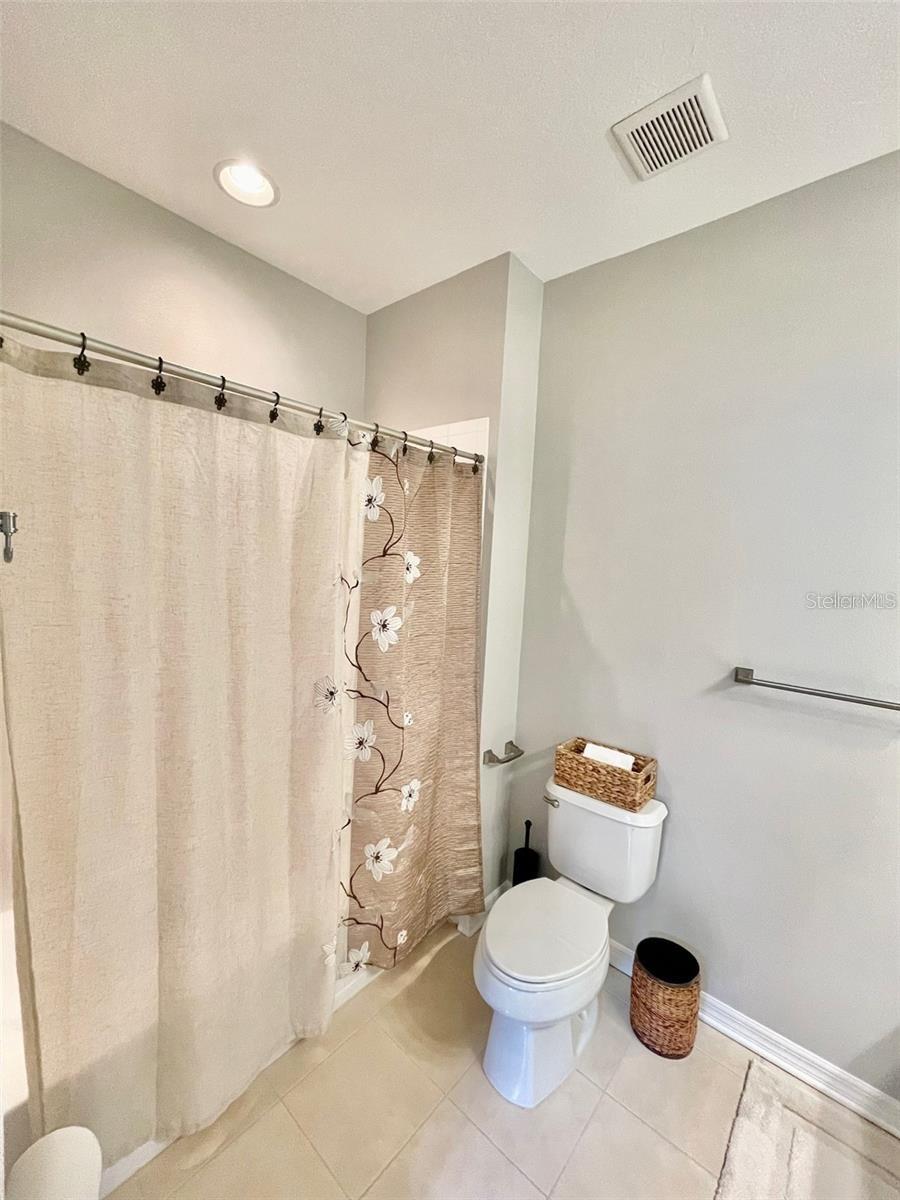 Image 16 of 24 For 5508 Napa Drive