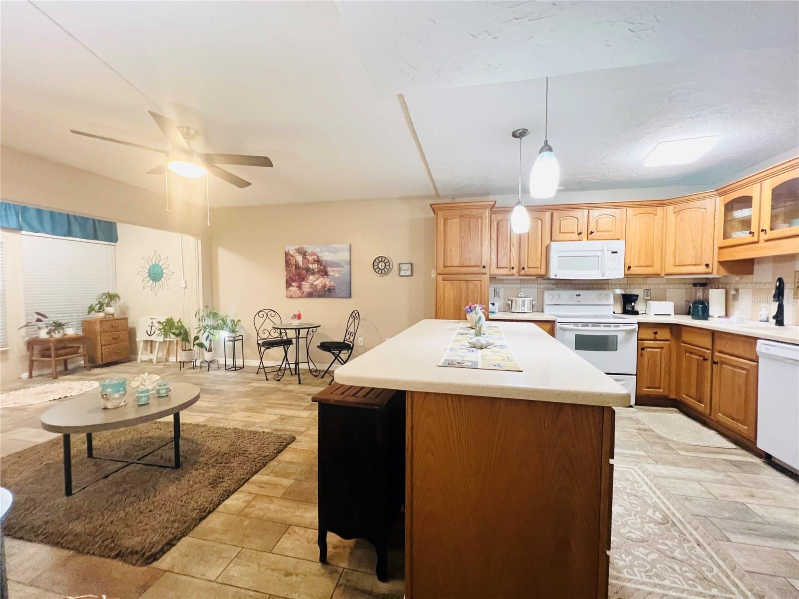 Image 10 of 29 For 515 30th Avenue W H111