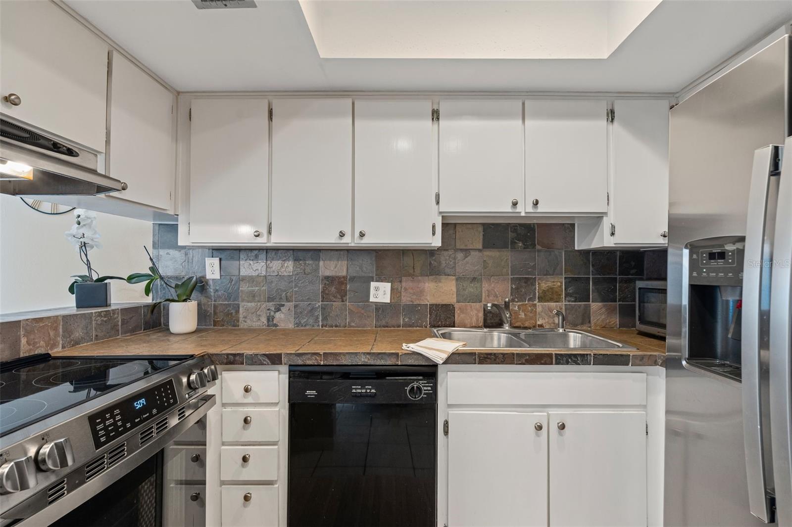 Image 14 of 28 For 4401 Ridgeline Circle