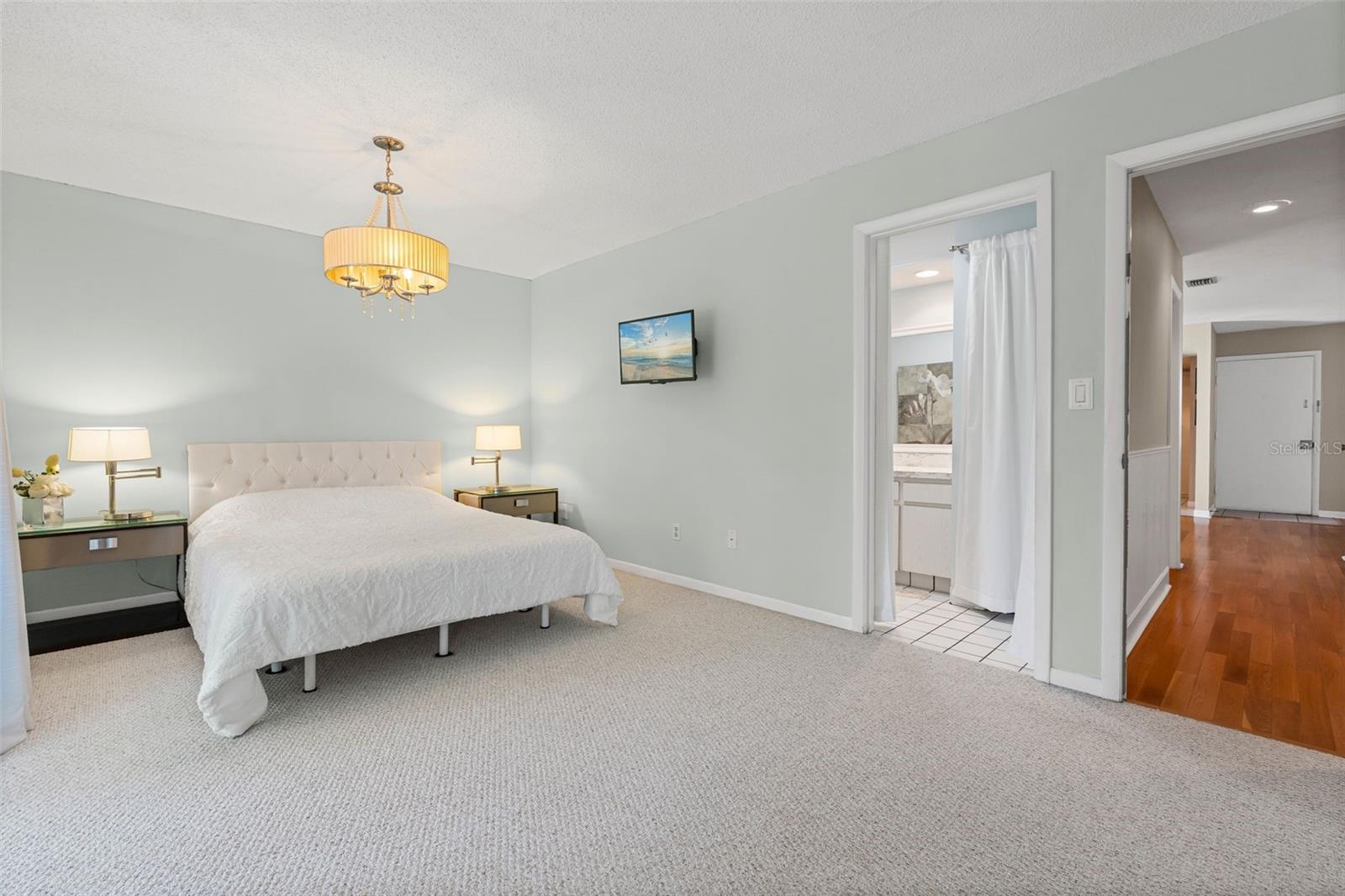 Image 16 of 28 For 4401 Ridgeline Circle