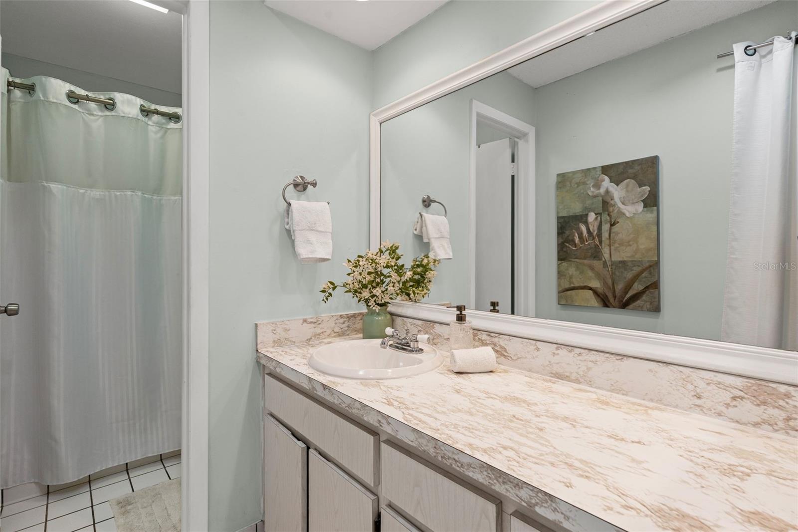 Image 17 of 28 For 4401 Ridgeline Circle