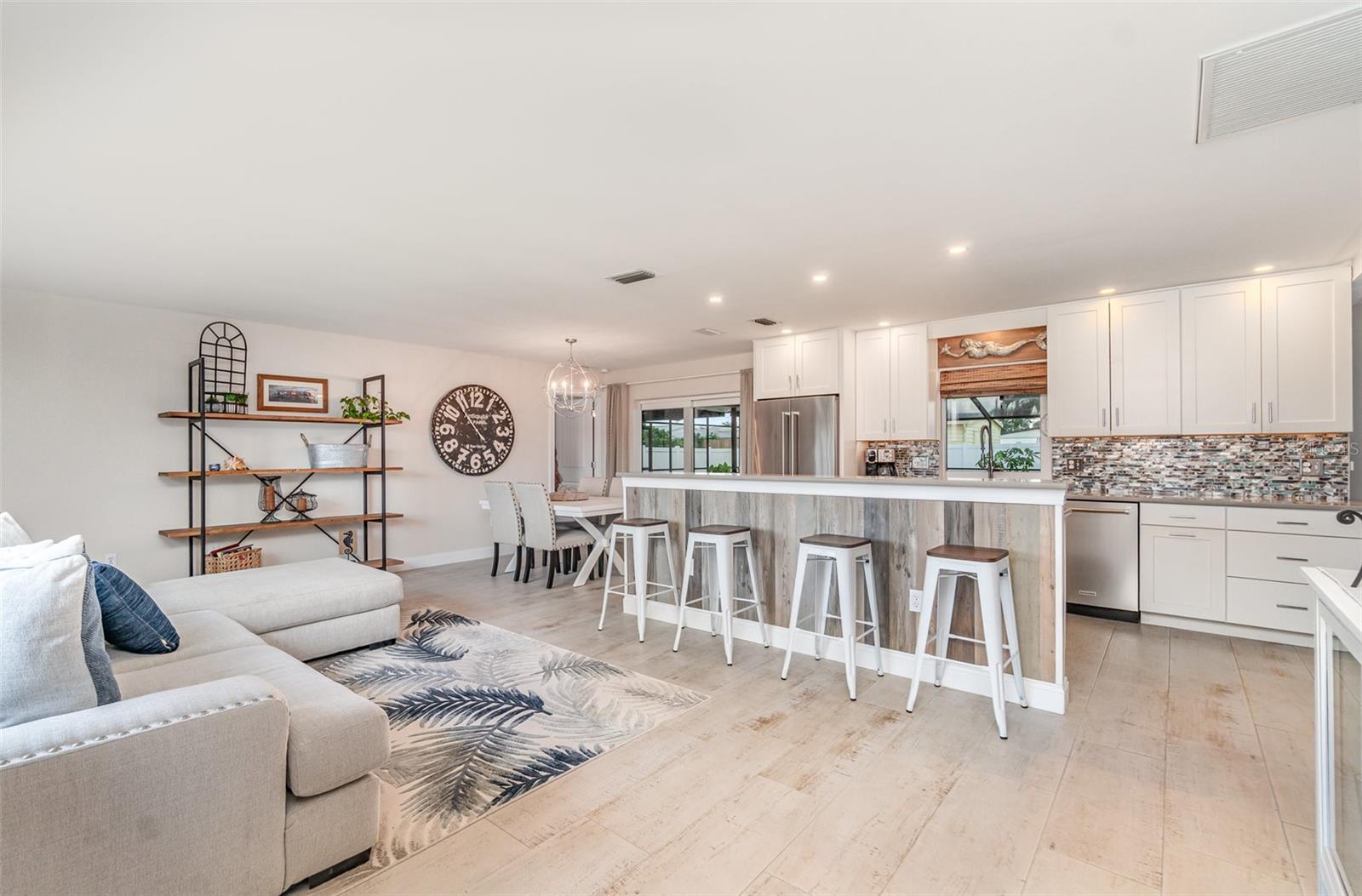 Image 3 of 36 For 7612 22nd Avenue W