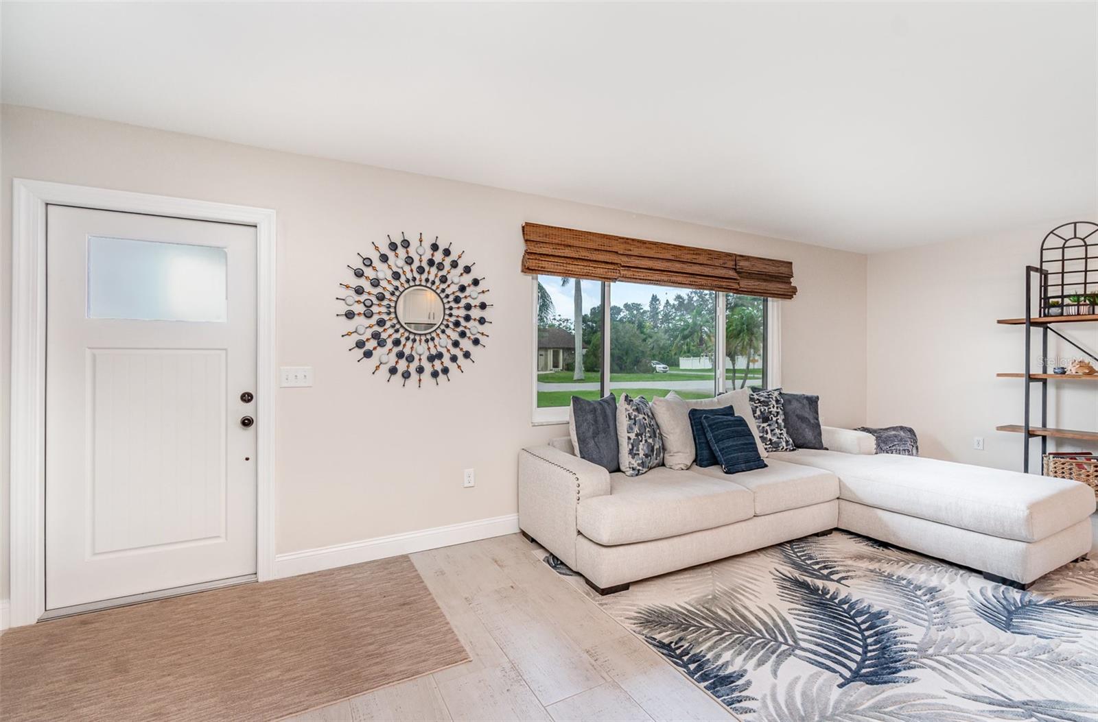 Image 4 of 36 For 7612 22nd Avenue W