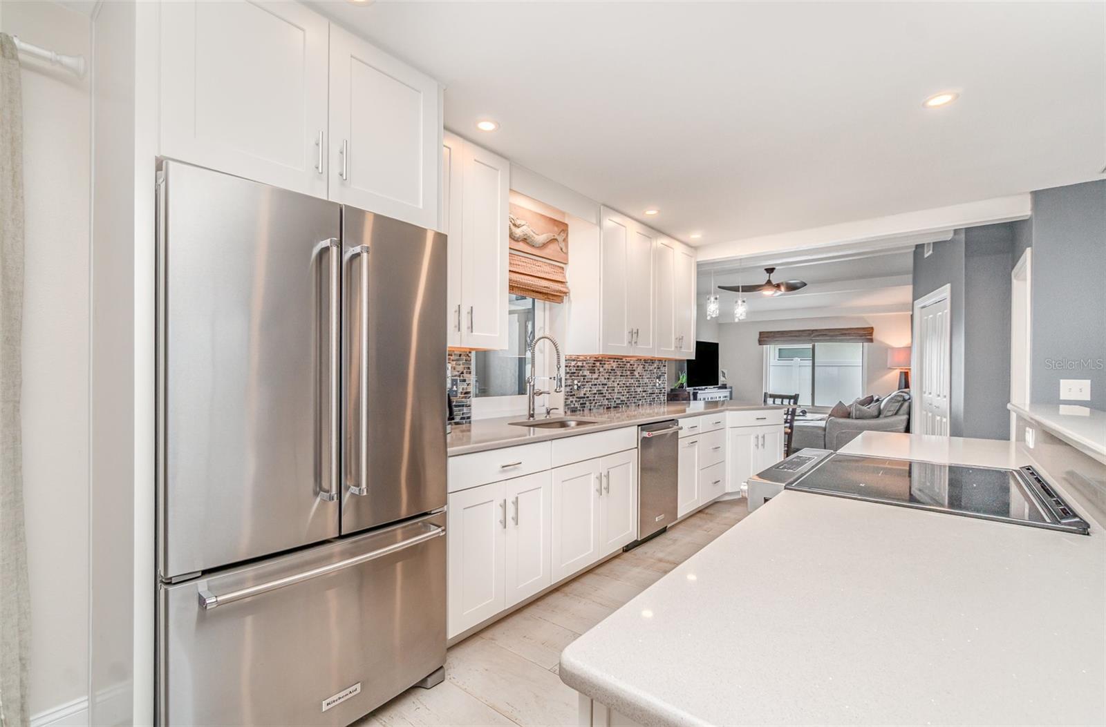 Image 7 of 36 For 7612 22nd Avenue W