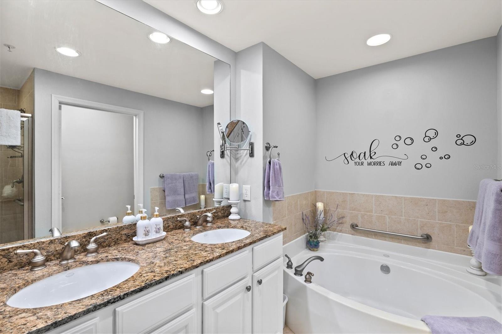 Image 12 of 36 For 808 3rd Avenue W 514