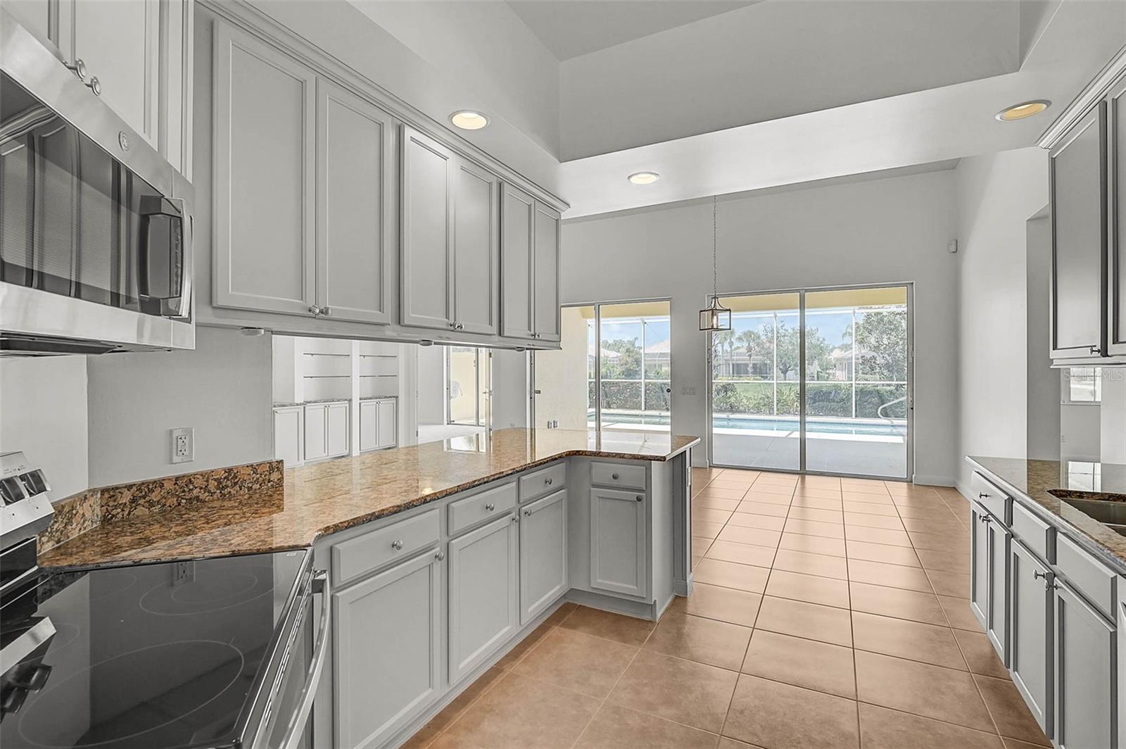 Image 12 of 63 For 5901 Mariposa Lane