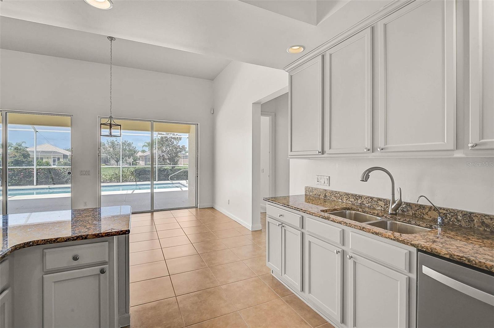 Image 14 of 63 For 5901 Mariposa Lane