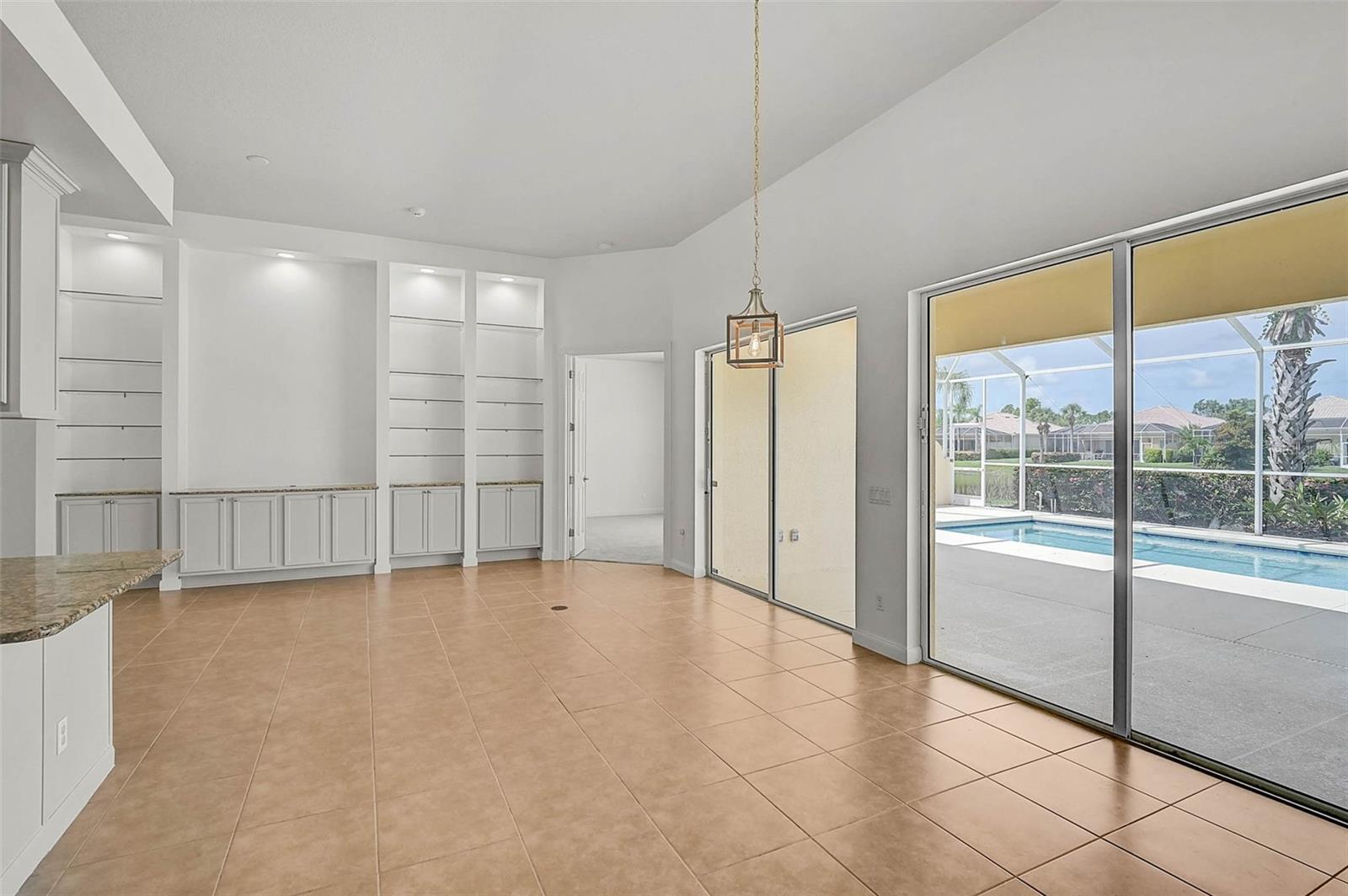 Image 15 of 63 For 5901 Mariposa Lane