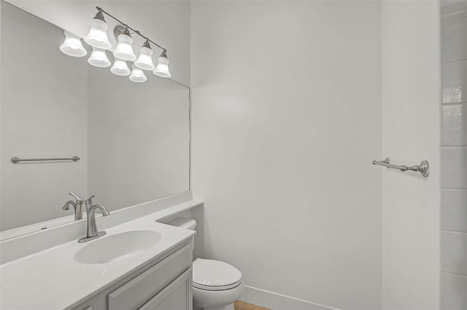 Image 33 of 63 For 5901 Mariposa Lane