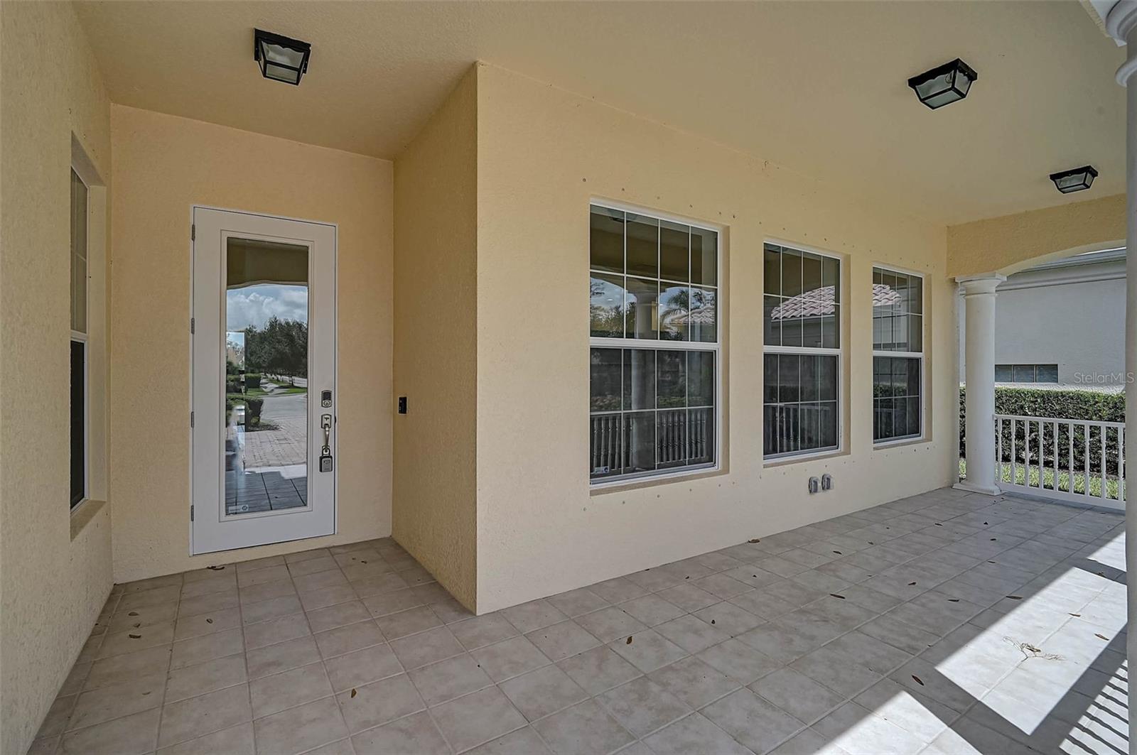 Image 5 of 63 For 5901 Mariposa Lane