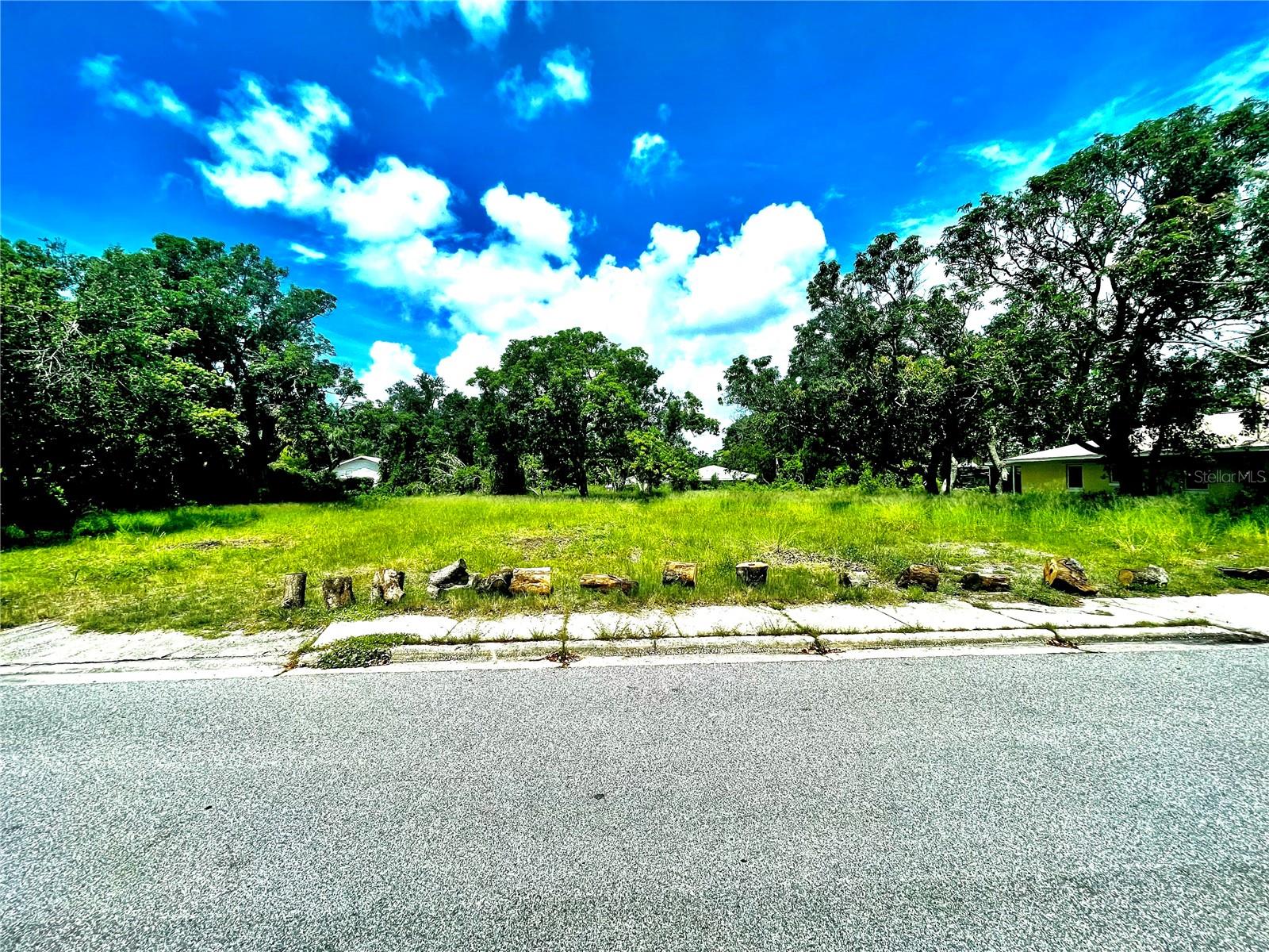 Image 3 of 7 For 1108 19th Street W